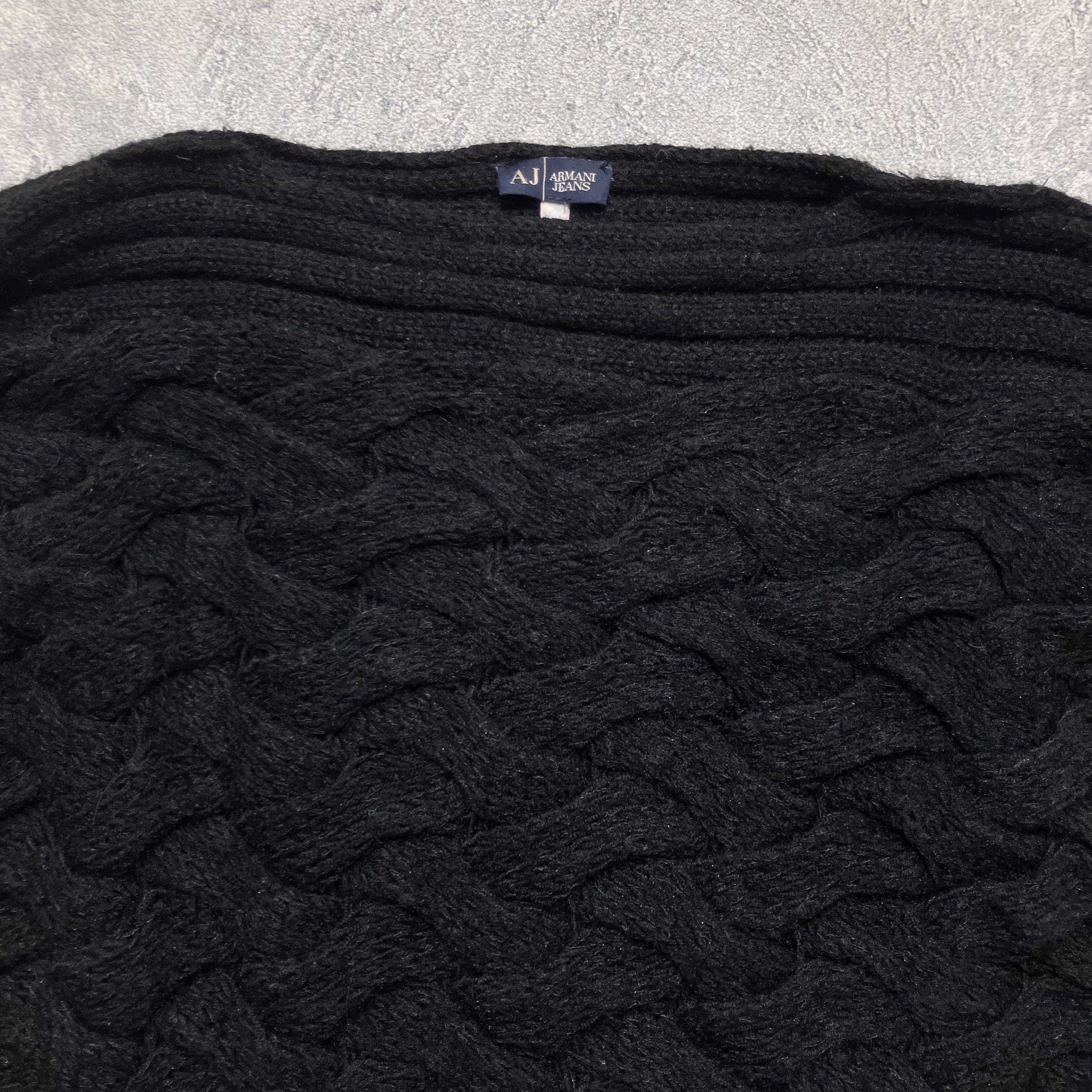 Giorgio Armani Vintage Armani jeans cropped seamless knitwear Size US M / EU 48-50 / 2 - 5 Thumbnail