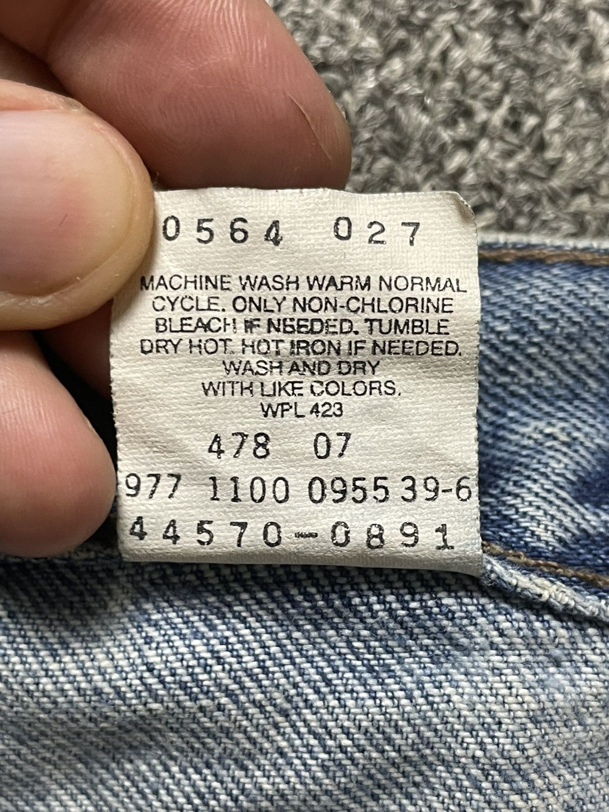 Levi's × Vintage LEVIS SilverTab Baggy Jeans (106) Size US 39 - 8 Thumbnail