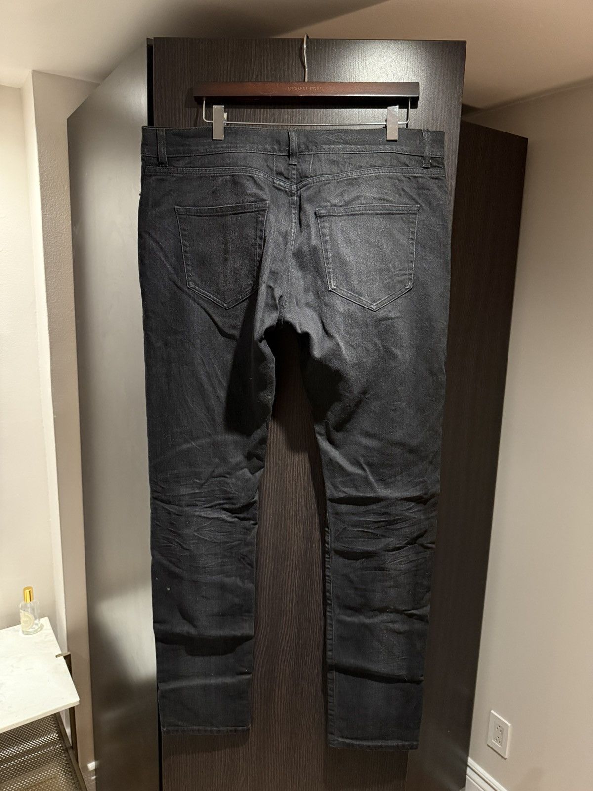Saint Laurent Paris Saint Laurent D02 “One Knee Rip” Black Washed Jeans Size US 34 / EU 50 - 2 Thumbnail