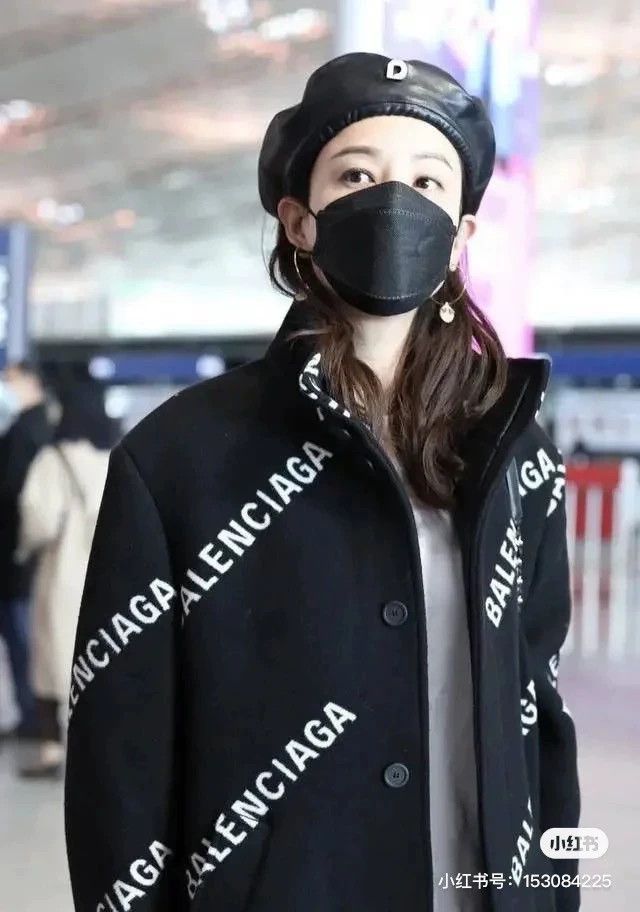 Balenciaga Balenciaga size 34 Black Bulletproof Print Wool Overcoat Size S / US 4 / IT 40 - 4 Thumbnail