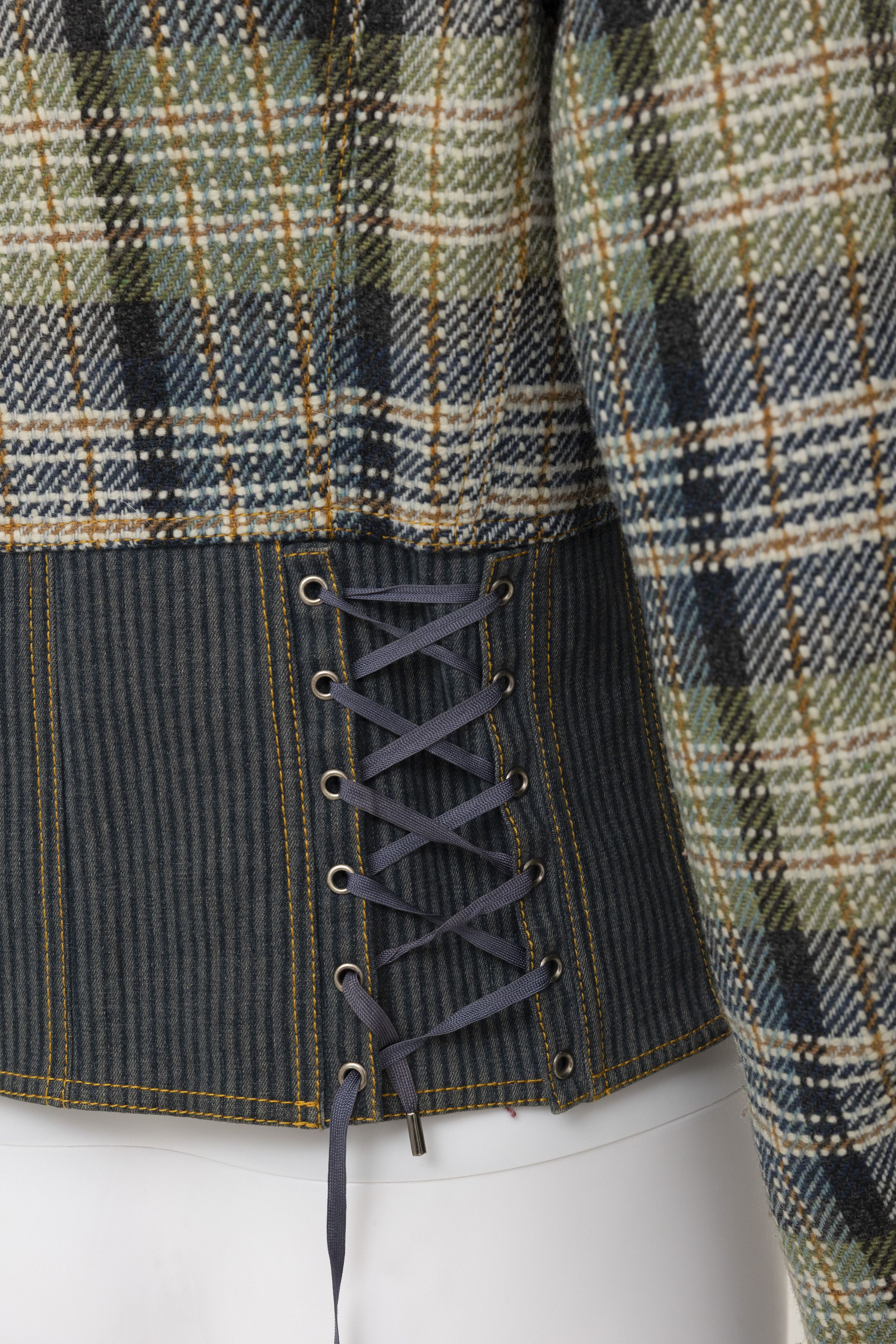 John Galliano Spring 2005 Chequered Bondage Green and Blue Silk Jacket Size M / US 6-8 / IT 42-44 - 11 Thumbnail