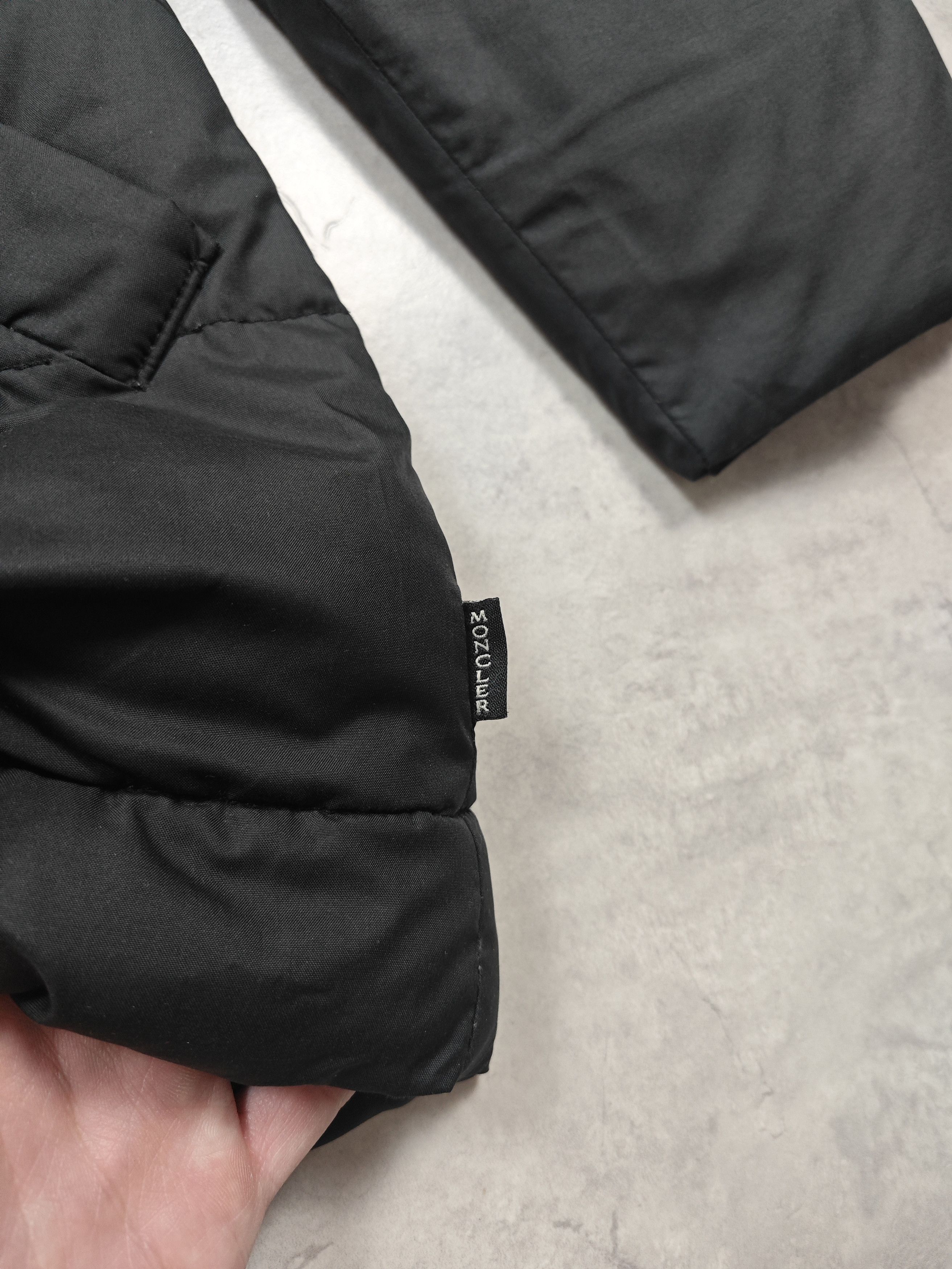 Moncler Moncler Vintage Down Jacket Size M / US 6-8 / IT 42-44 - 3 Thumbnail