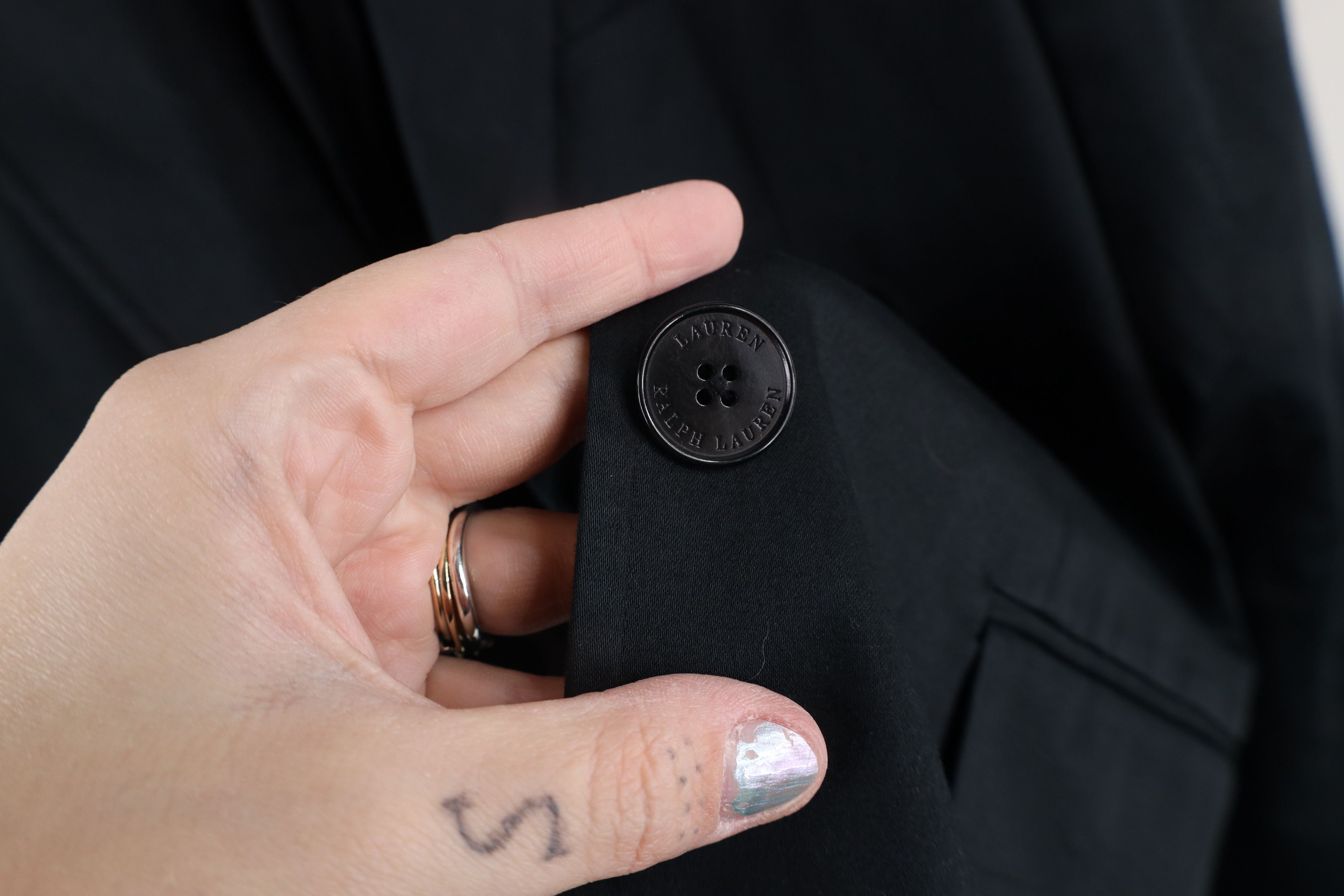 Ralph Lauren × Vintage Vintage Ralph Lauren 2 Button Blazer Suit Coat Jacket Black Size L / US 10 / IT 46 - 8 Thumbnail