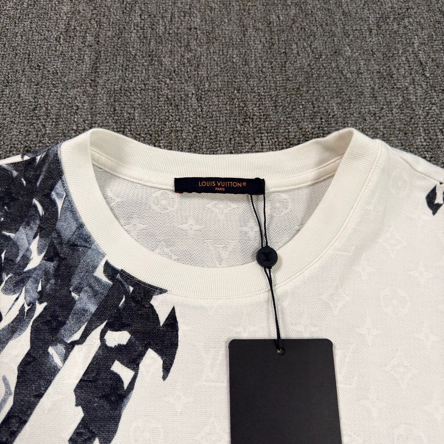 Louis Vuitton LV seaweed floral all-over print white T-shirt M Size US M / EU 48-50 / 2 - 3 Thumbnail