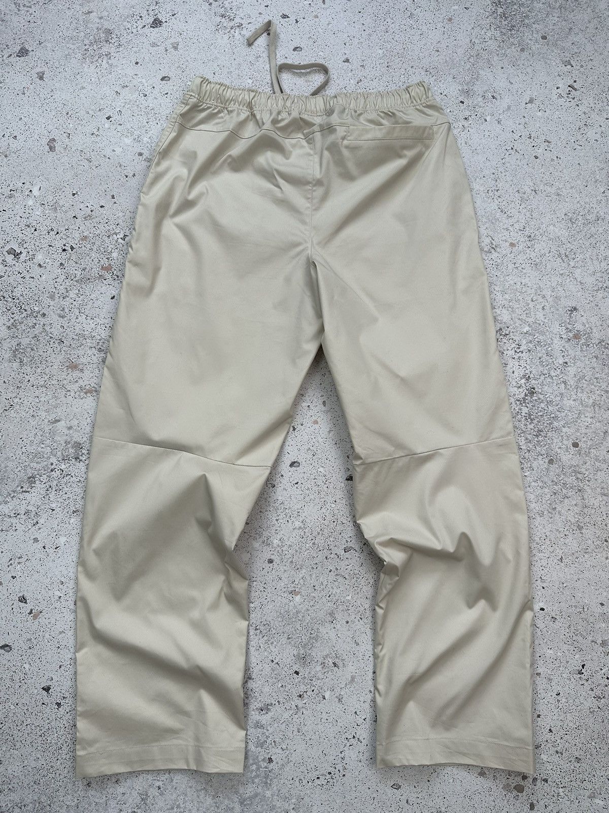 Jordan Brand × Nike New🔥 Nike Woven Straight Legs Pants Beige Men M Size US 32 / EU 48 - 14 Thumbnail