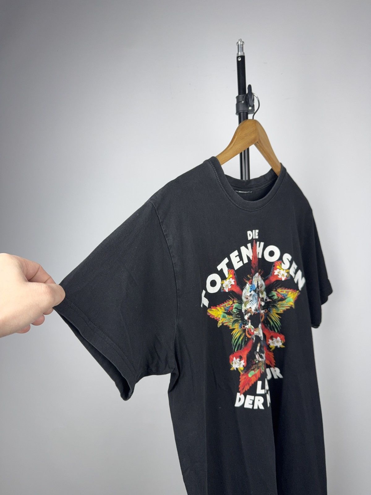 Band Tees 00s Die Toten Hosen 2017 Tour Shirt Skull Graphic Band Tee Size US L / EU 52-54 / 3 - 5 Thumbnail