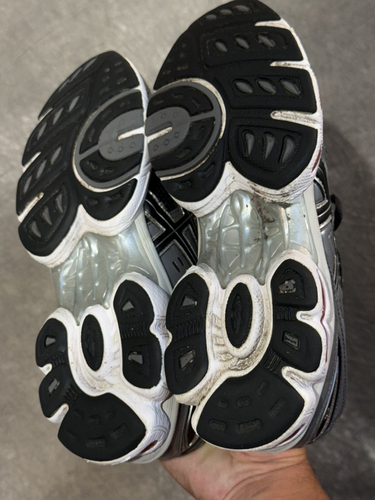 Asics Asics Gel Nimbus 9 Black Sneakers Size US 8 / IT 38 - 6 Thumbnail