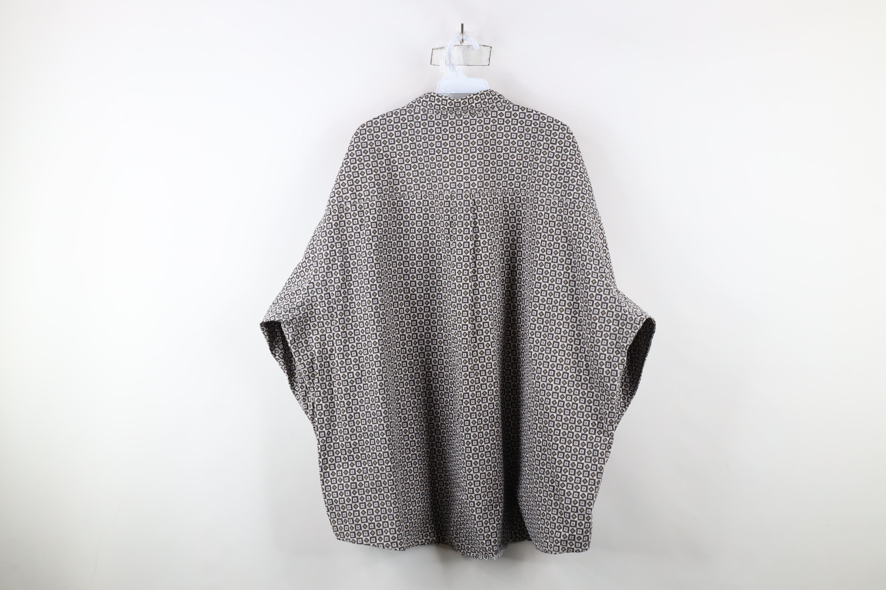 Vintage Vintage 90s Streetwear Diamond Collared Button Down Shirt Size US XXL / EU 58 / 5 - 9 Thumbnail