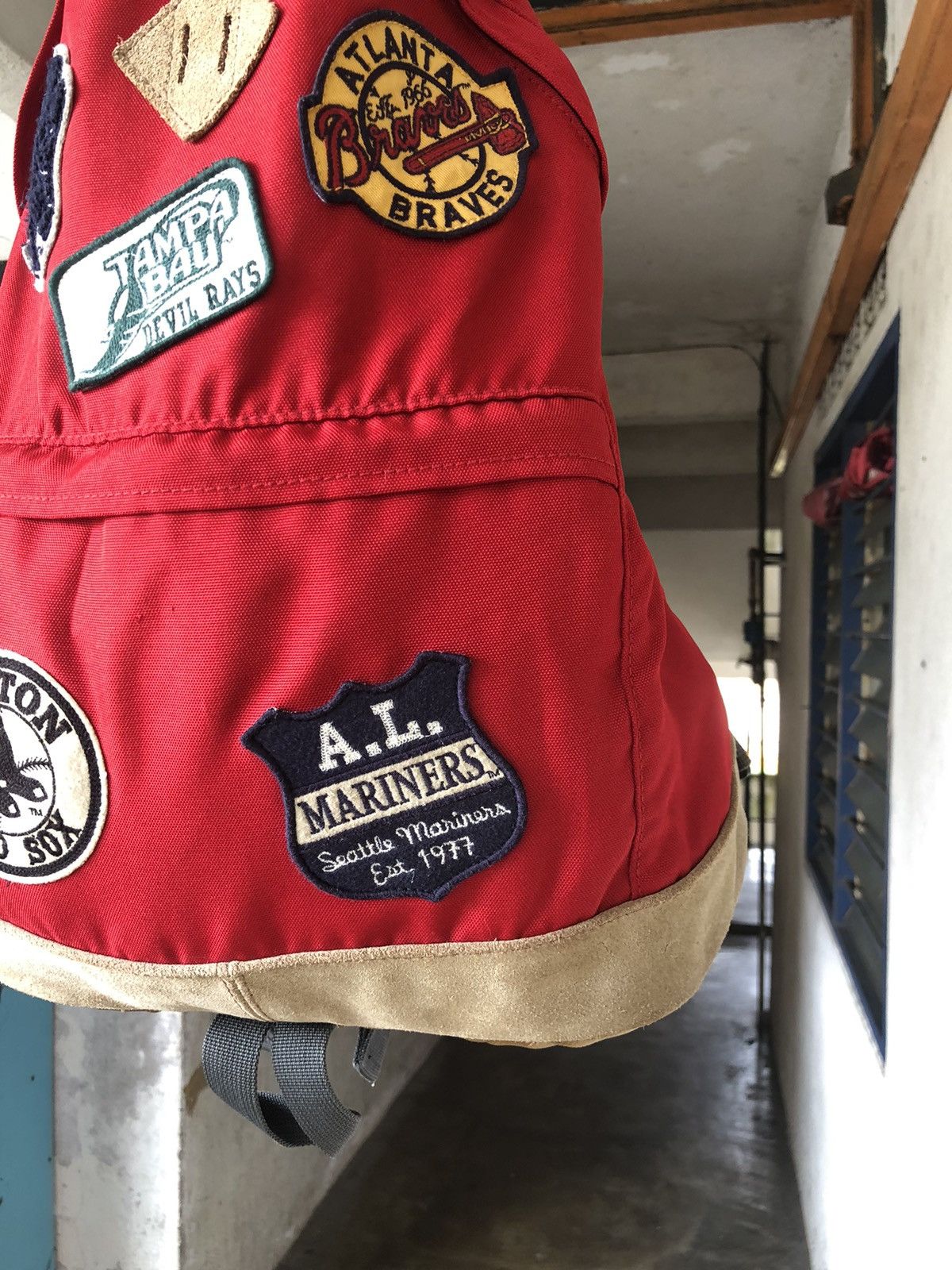 Japanese Brand Rare❗️Vintage MLB x Uniqlo Multi Patches Clup Bag Pack Size ONE SIZE - 3 Thumbnail