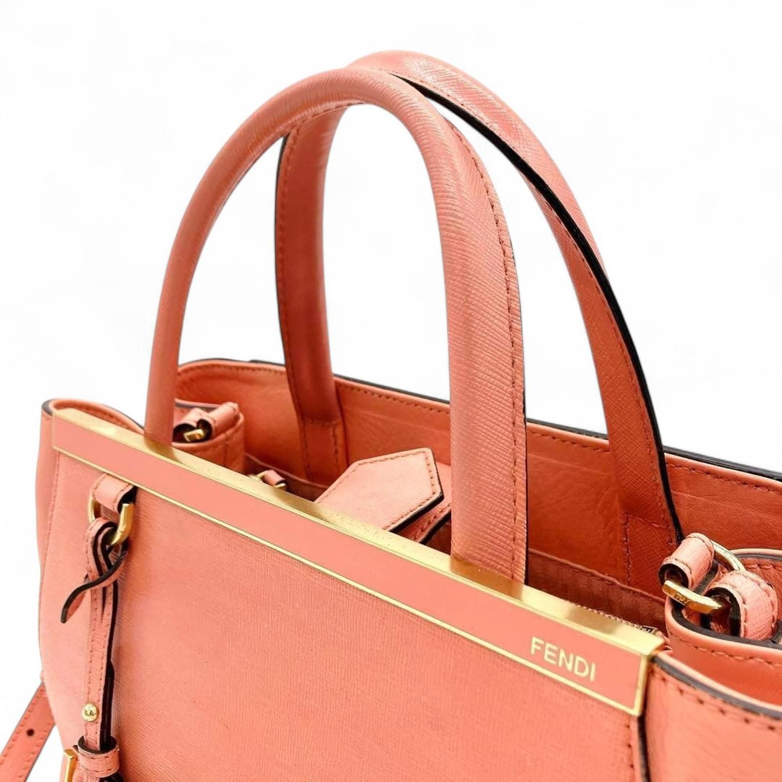 Fendi Fendi - Pink Leather Handbag Adjustable Strap Size ONE SIZE - 5 Thumbnail
