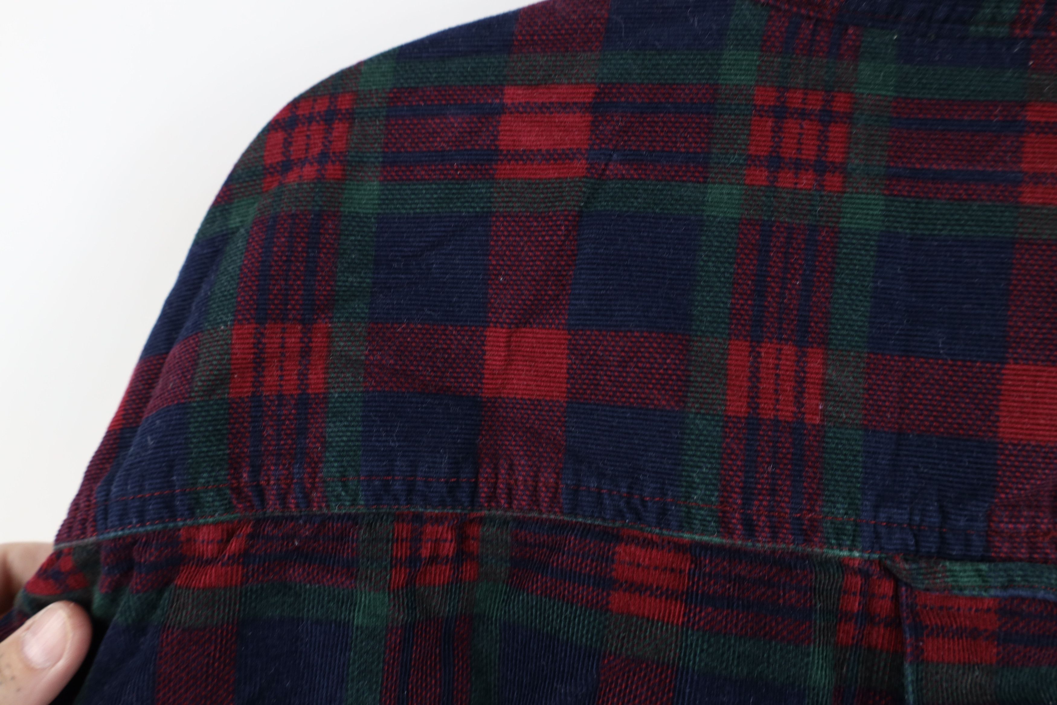 Vintage Vintage 90s Streetwear Corduroy Collared Button Down Shirt Size US L / EU 52-54 / 3 - 9 Thumbnail