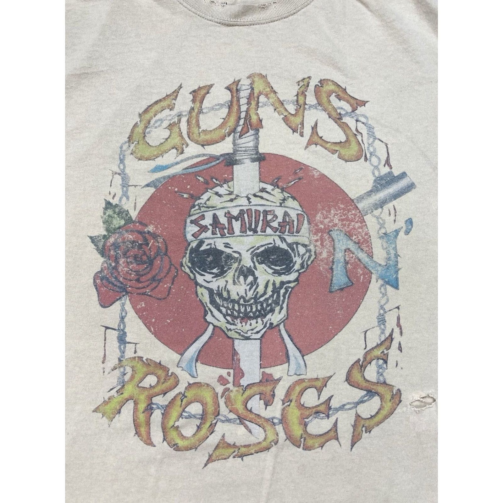 Vintage Guns N' Roses T-Shirt Men XL Graphic Print Beige Black Distressed Crew Neck Short Sleeve Music Shirt Size US XL / EU 56 / 4 - 2 Thumbnail