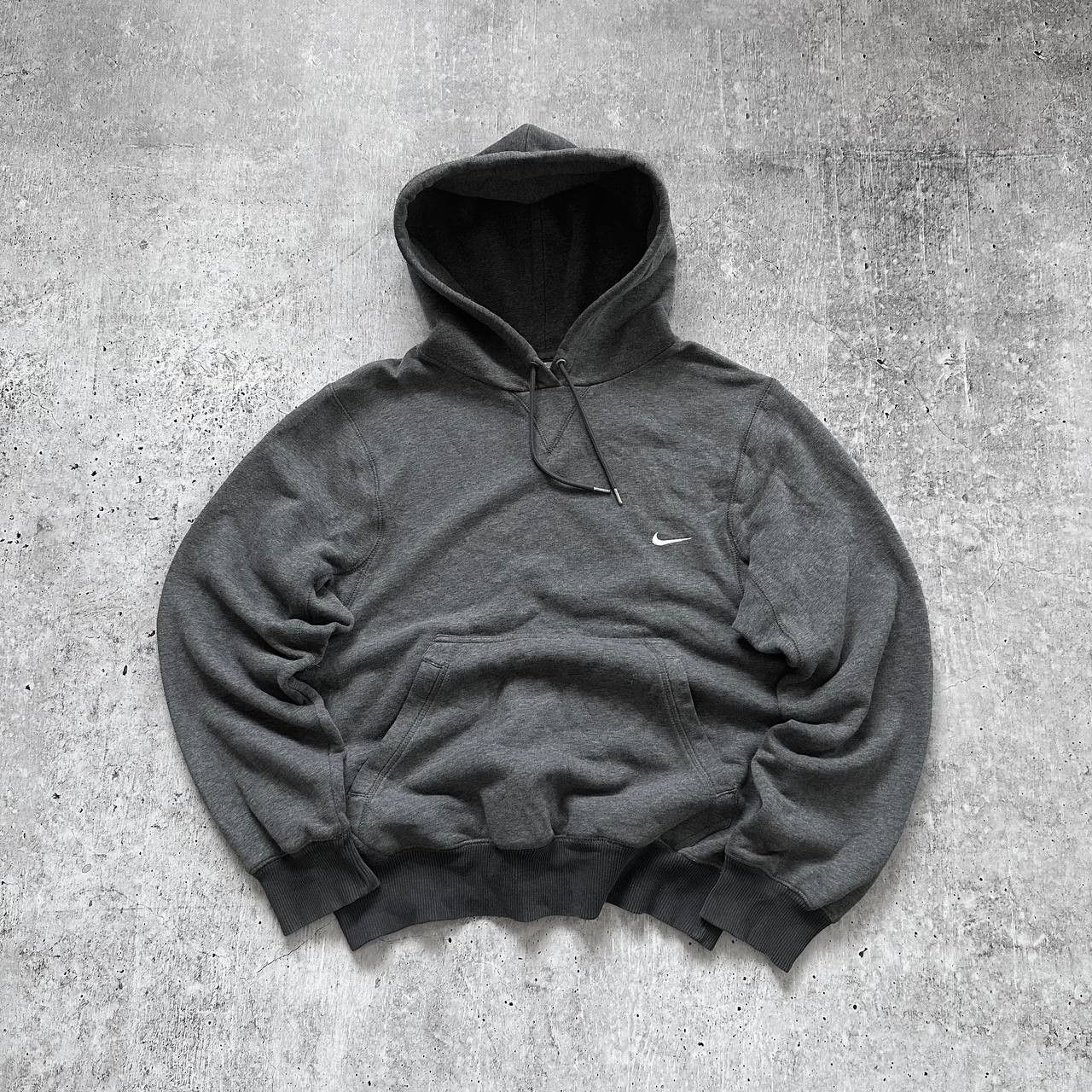 Nike × Vintage Vintage Nike Boxy y2k Black Perfect Fit Boxy Baggy Hoodie Size US S / EU 44-46 / 1 - 1 Thumbnail