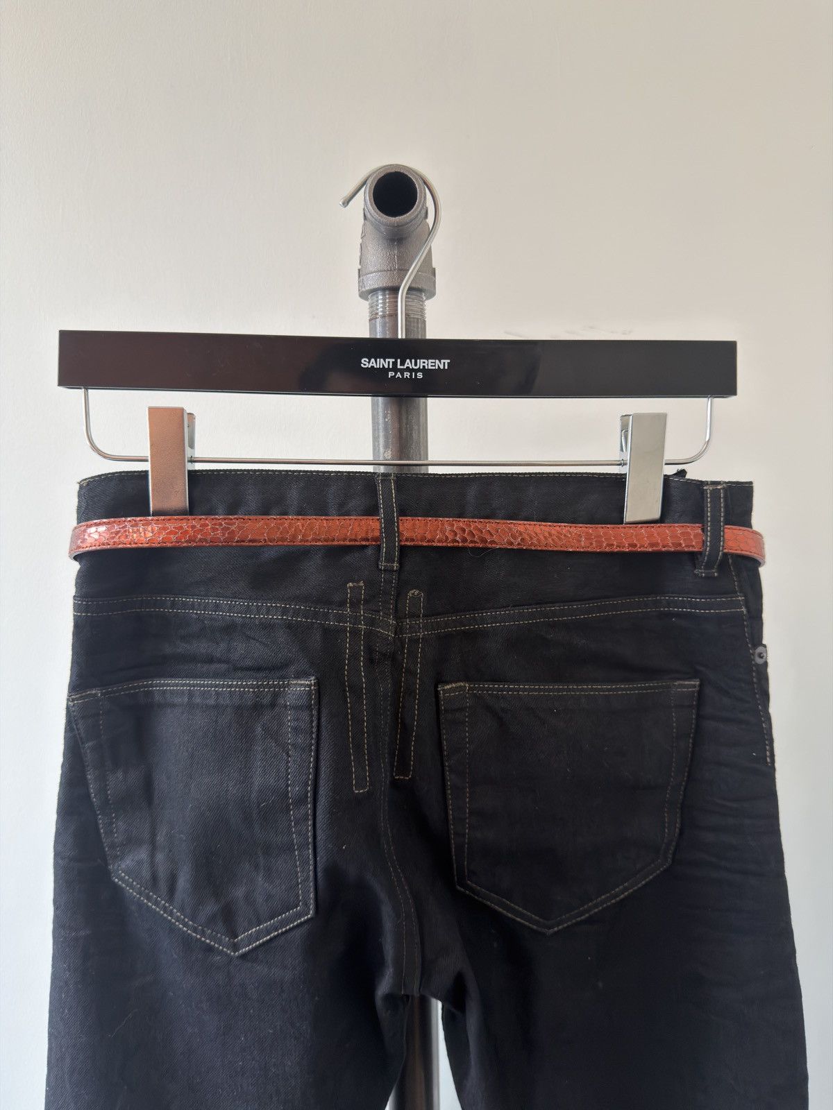 Helmut Lang AW04 Irridescent-Red Snake-Embossed Belt Size ONE SIZE - 3 Thumbnail