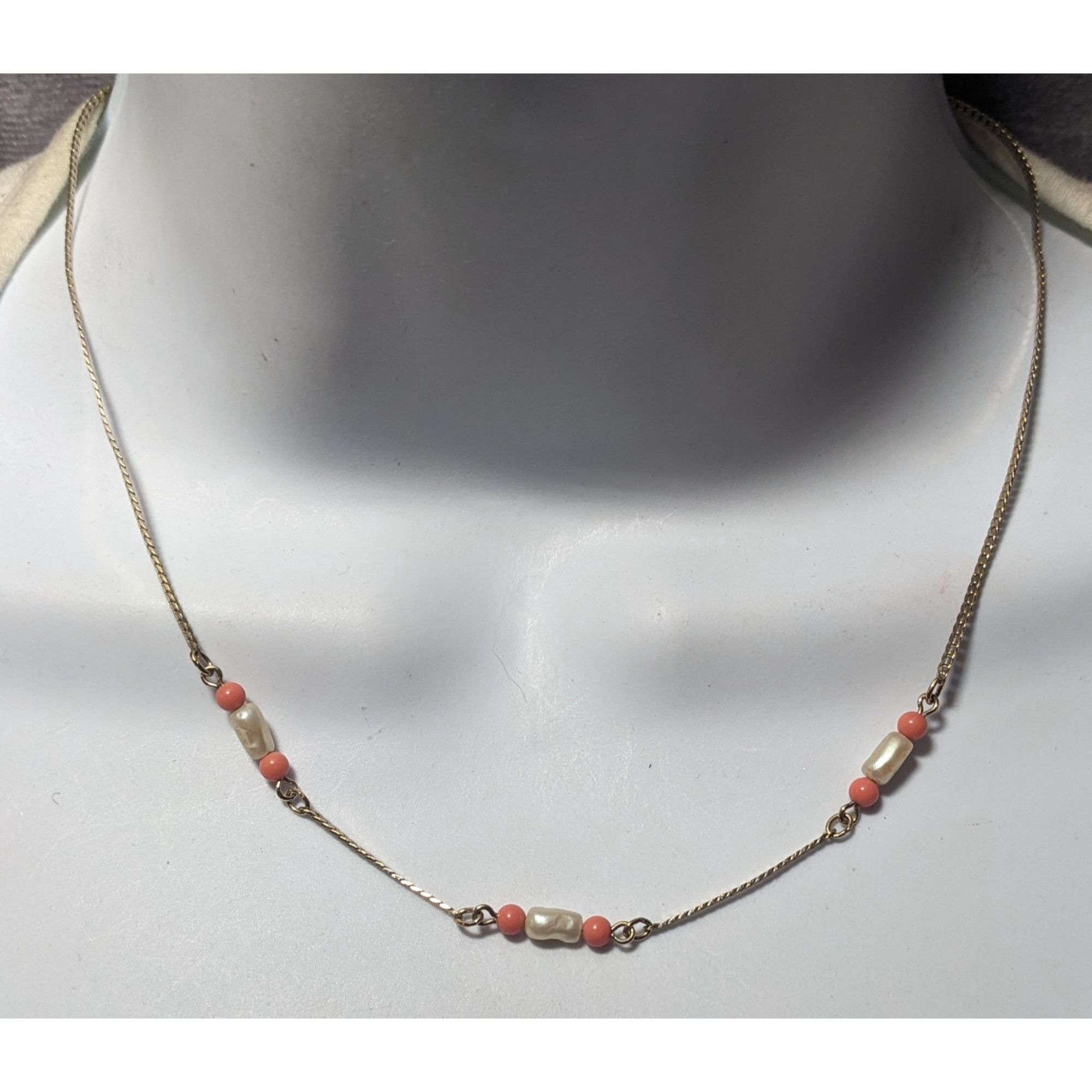 Other Vintage 80s Avon Sea Treasure Faux Pearl And Coral Gold Tone Size ONE SIZE - 6 Thumbnail