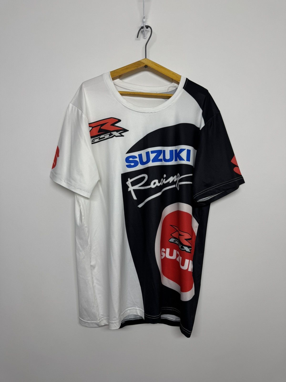 Vintage Vintage Y2k Suzuki Racing Team T-shirt 90’s Size US L / EU 52-54 / 3 - 3 Thumbnail