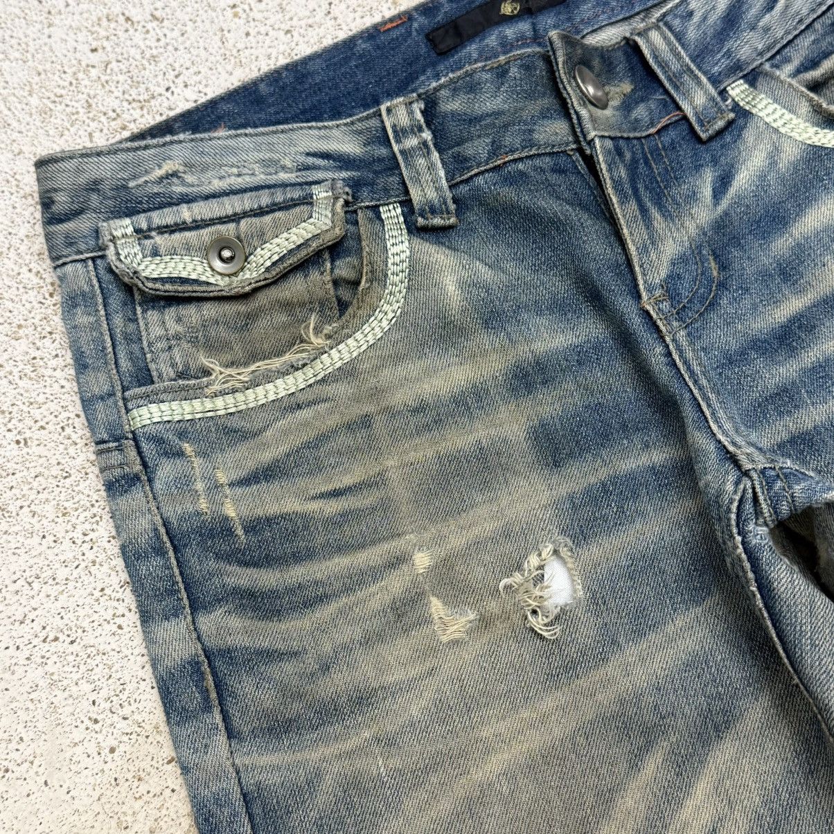 Japanese Brand Japanese Muddy Distressed Whisker Low Rise Denim Pants Size US 29 - 8 Thumbnail