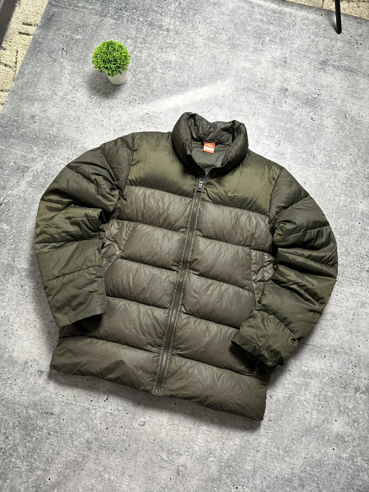 Nike Vintage Nike Ski Down Puffer Winter Y2K Jacket Gorpcore Size US M / EU 48-50 / 2 - 3 Thumbnail