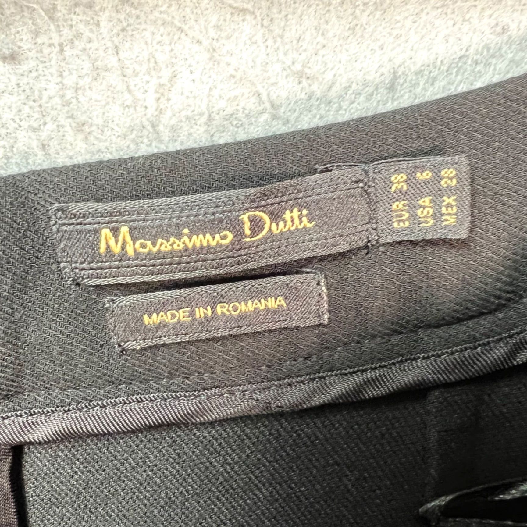 Massimo Dutti Massimo Dutti Skirt Womens 6 Black A-Line Midi Back Zipper Visco se Lined Casual Size 6 Regular Slit N/A Size 28" / US 6 / IT 42 - 3 Thumbnail