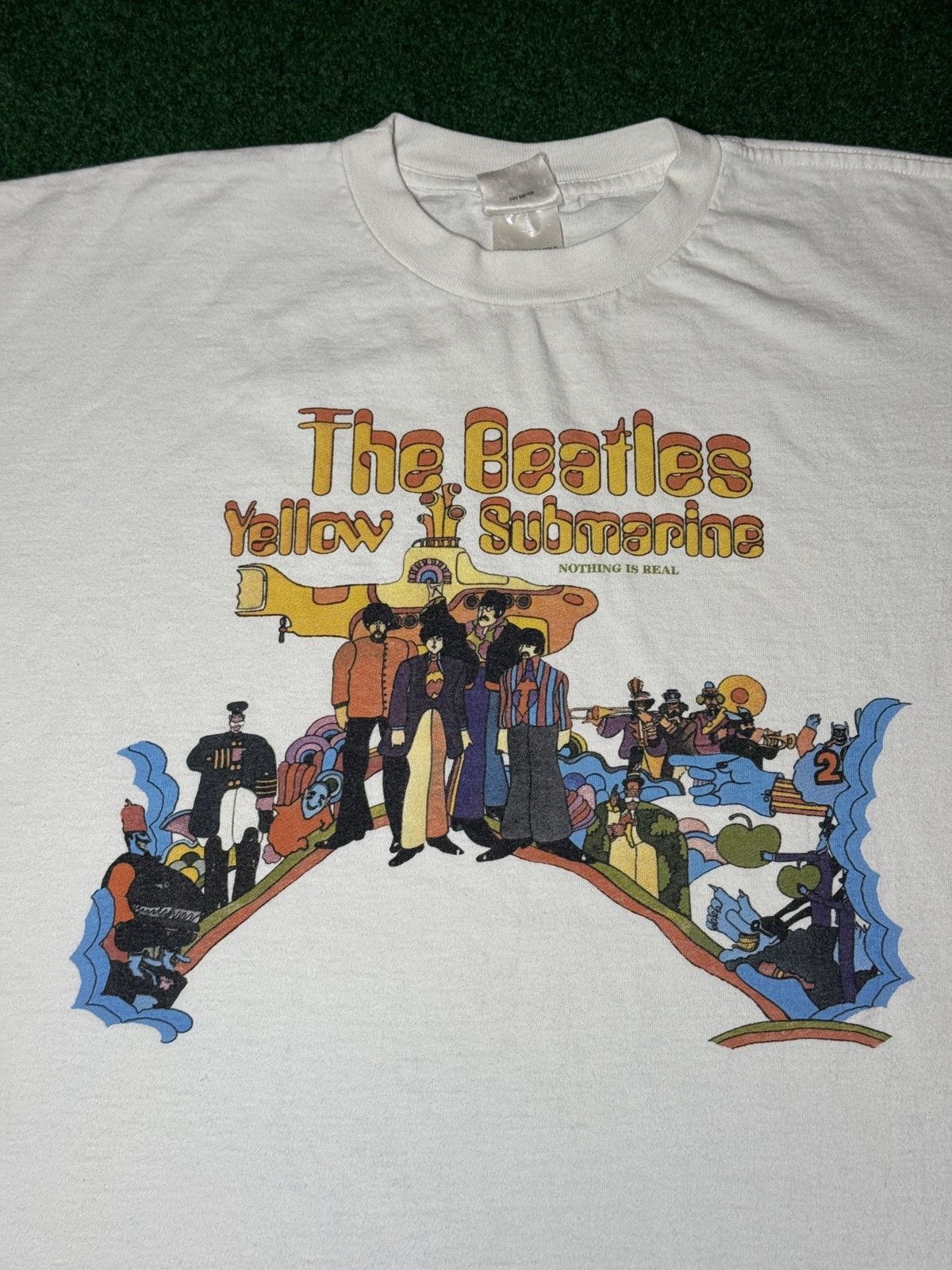 Band Tees Vintage 90s The Beatles Yellow Submarine Retro Band T Shirt Size US XL / EU 56 / 4 - 2 Thumbnail