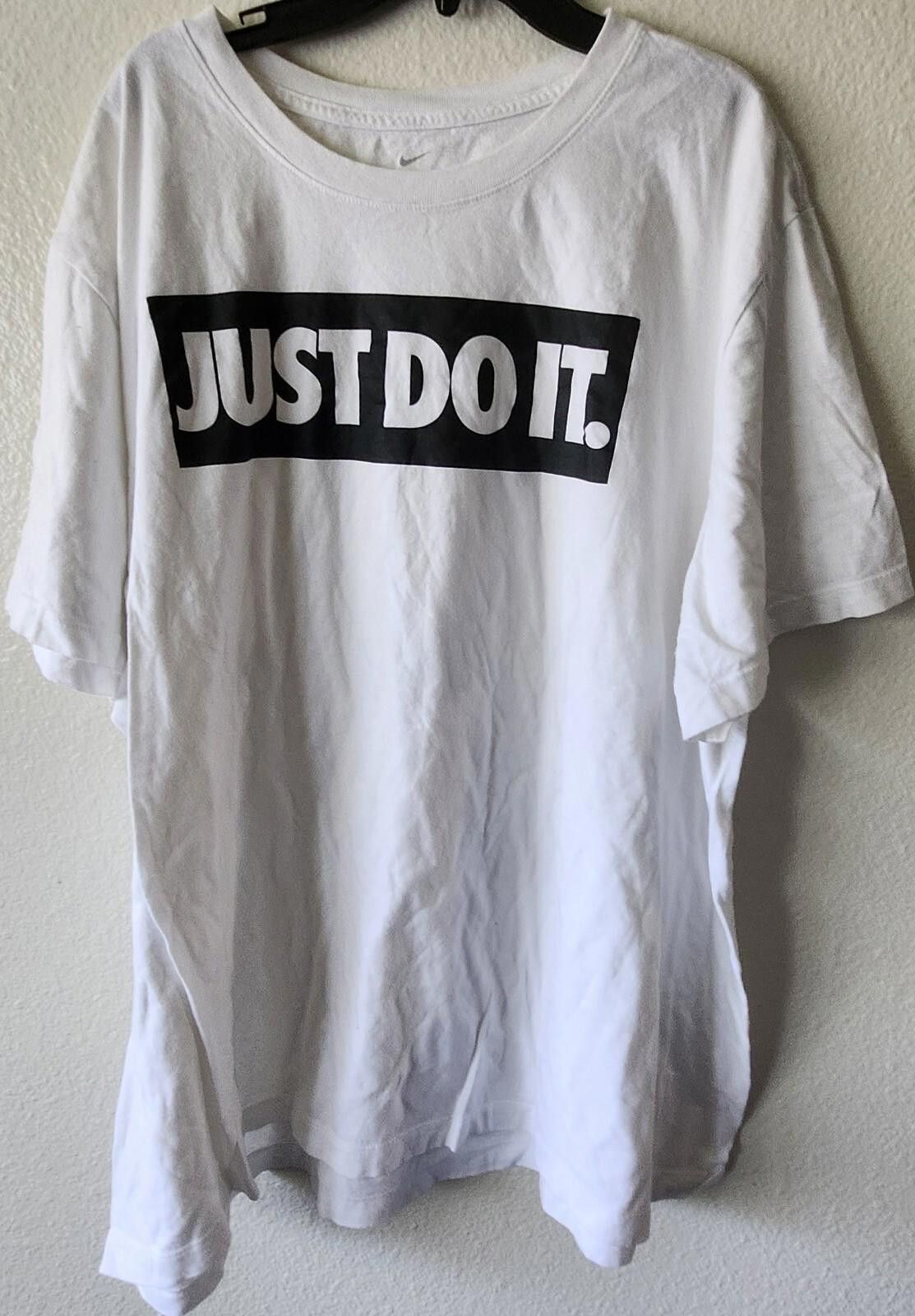 Nike Nike Men's Plus Originals T-Shirt Sptcas Logo Solid 3XL Size US XXL / EU 58 / 5 - 1 Thumbnail