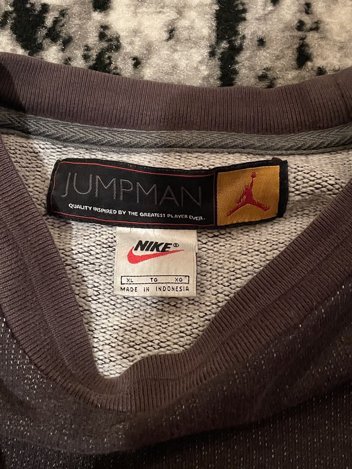Jordan Brand × Nike × Vintage Sweater Jordan Vintage Crazy Fit Streetwear 80s Big Logo Size US L / EU 52-54 / 3 - 9 Thumbnail