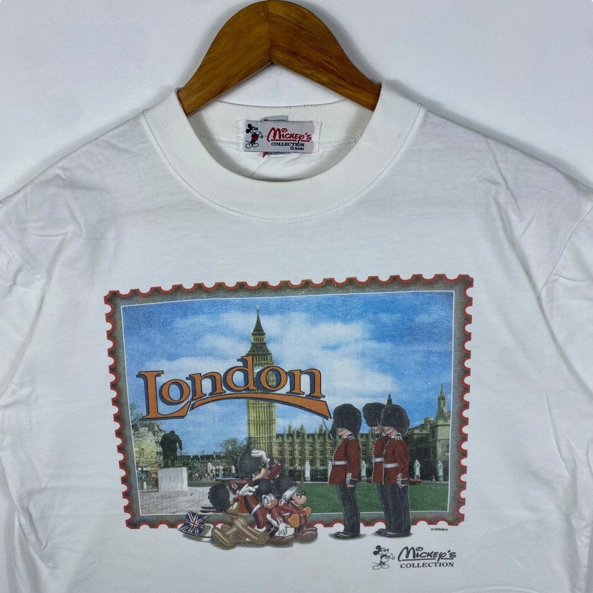 Disney Vintage 90's MICKEY COLLECTION London City Graphic Tee Shirt Size US M / EU 48-50 / 2 - 2 Thumbnail