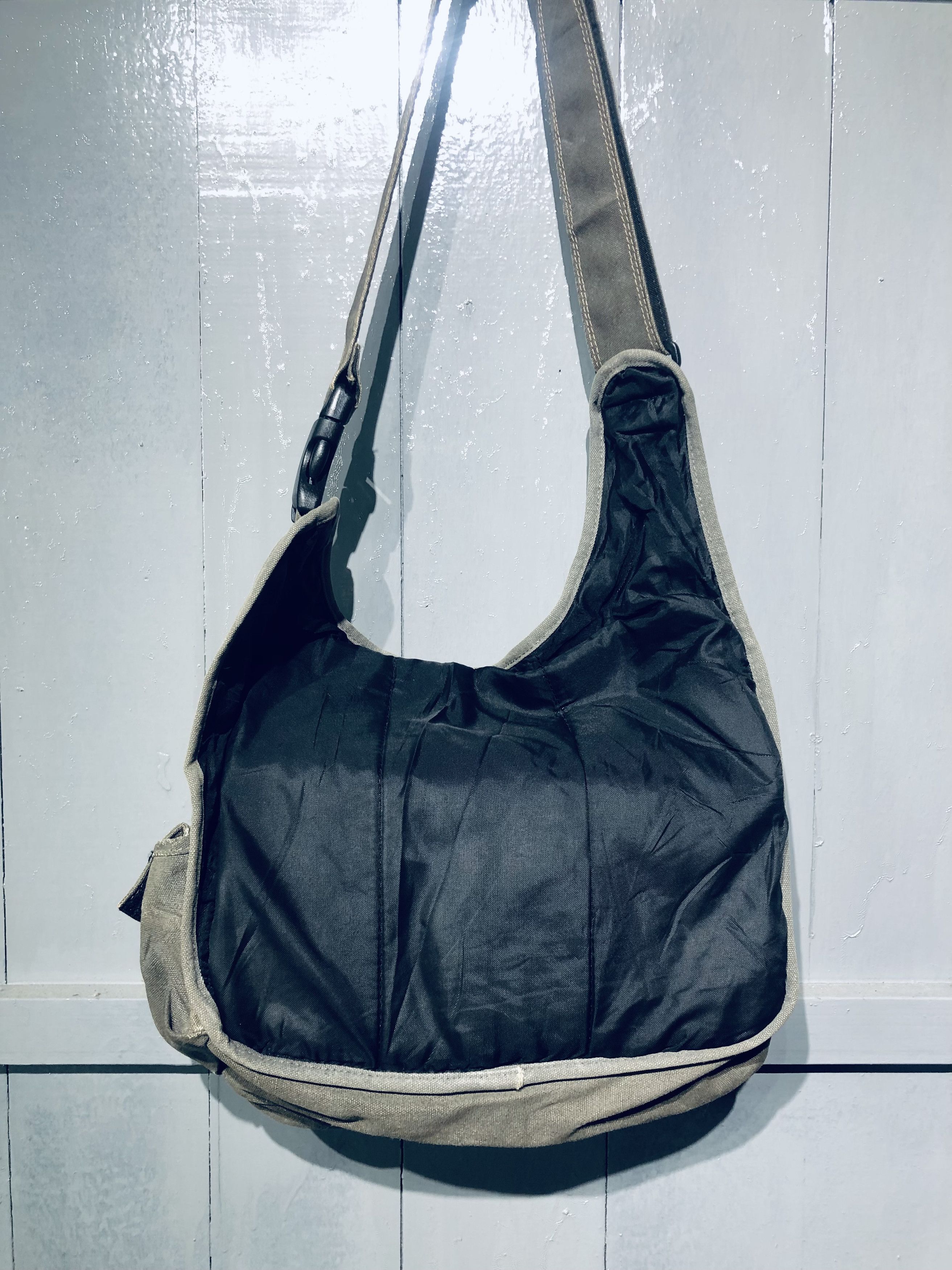 Japanese Brand JAPANESE XSIGNAL STREETWEAR FASHION STYLE CROSSBODY BAG Size ONE SIZE - 18 Thumbnail