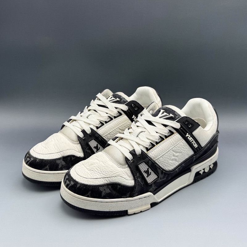 Louis Vuitton Louis Vuitton Panda Print Low Top Sneakers 0079 Size US 10 / IT 40 - 1 Thumbnail