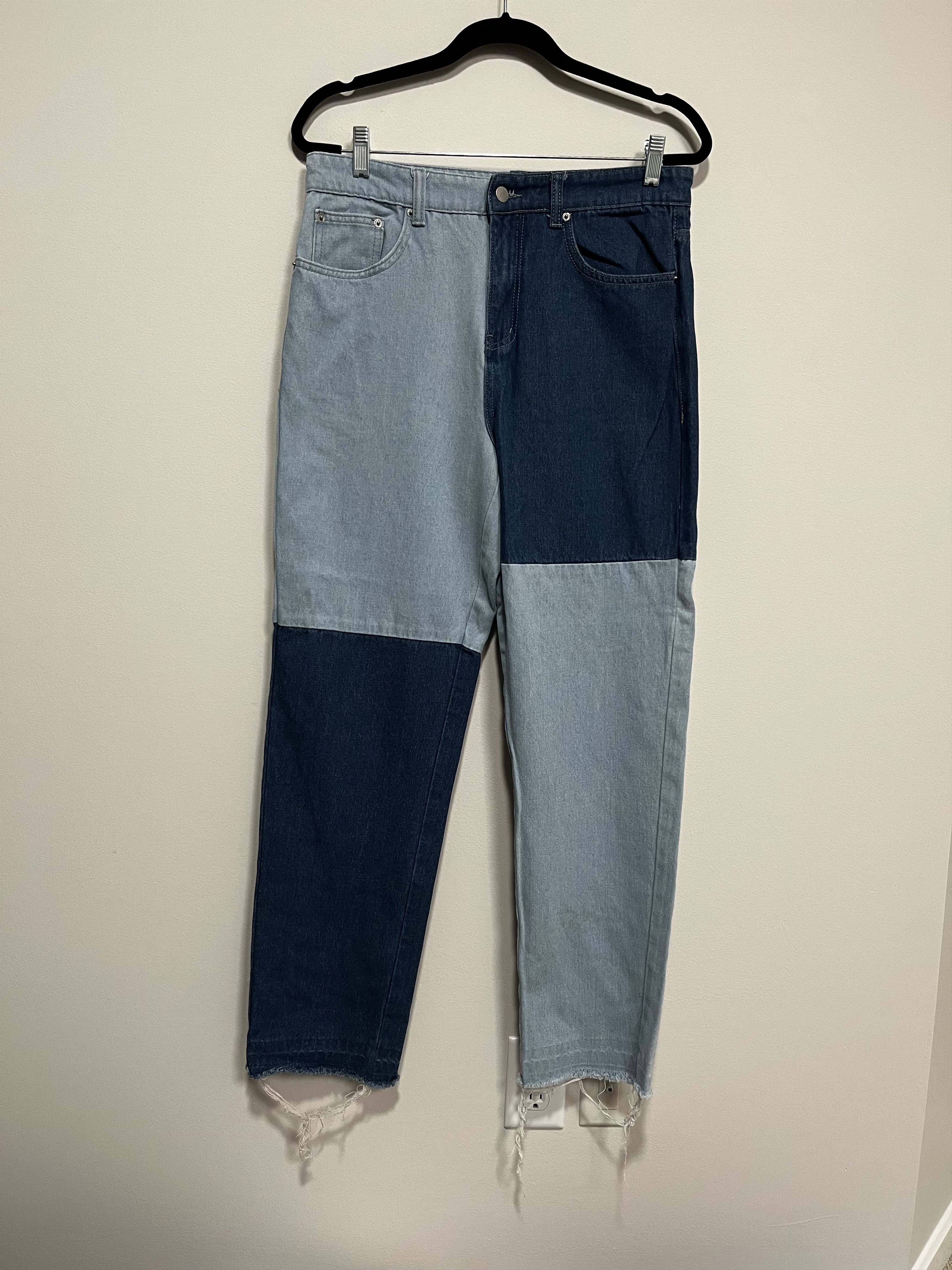 Shein Shein Two-Tone Patchwork Denim Jeans (Size M) Size US 32 / EU 48 - 1 Thumbnail