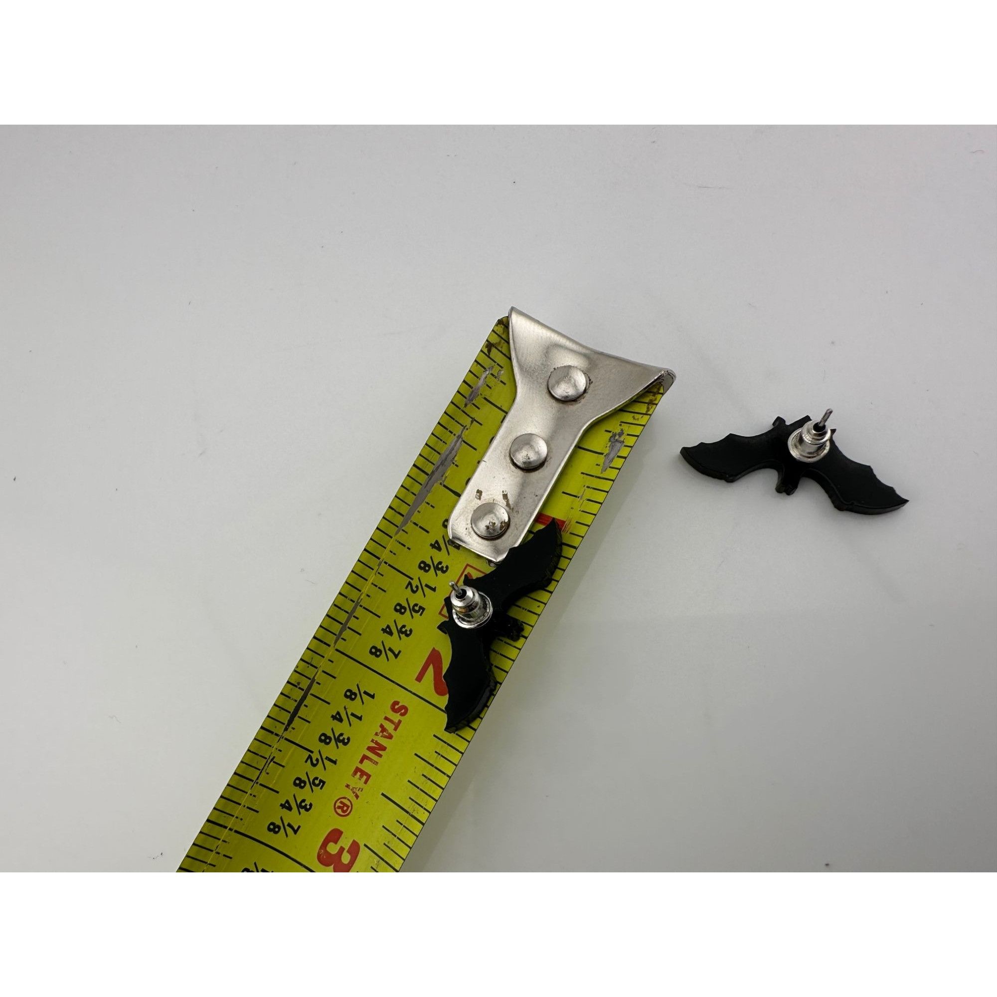 Other 2 Pairs of Halloween Earrings - Bats & Ghosts - Super Cute!! Size ONE SIZE - 11 Thumbnail