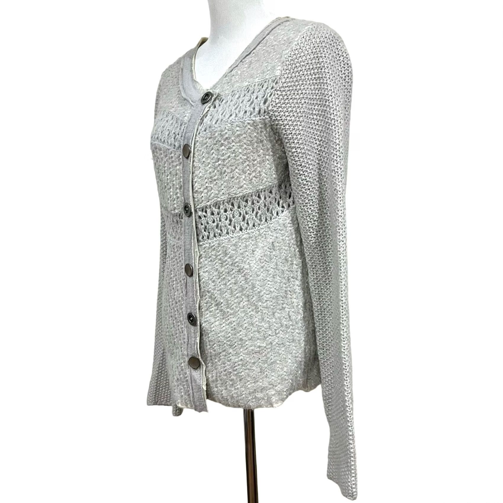 Free People VINTAGE Free People Gray Cardigan Sweater Crochet Stripe Crossover Button Up Women’s L Size L / US 10 / IT 46 - 4 Thumbnail
