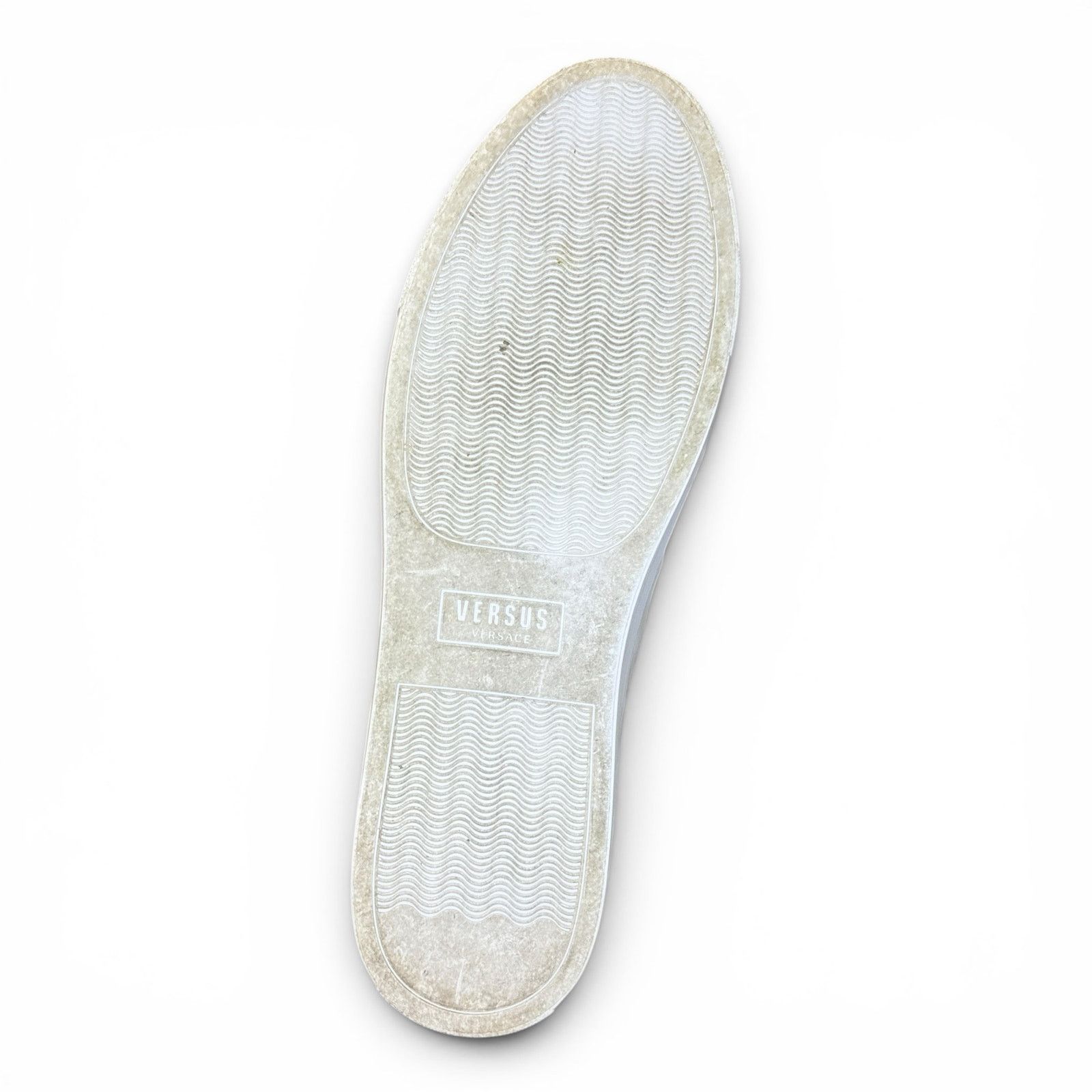Versace Versace White Versus Sneaker Silver Buckle | Size 44(11) Size US 11 / EU 44 - 7 Thumbnail
