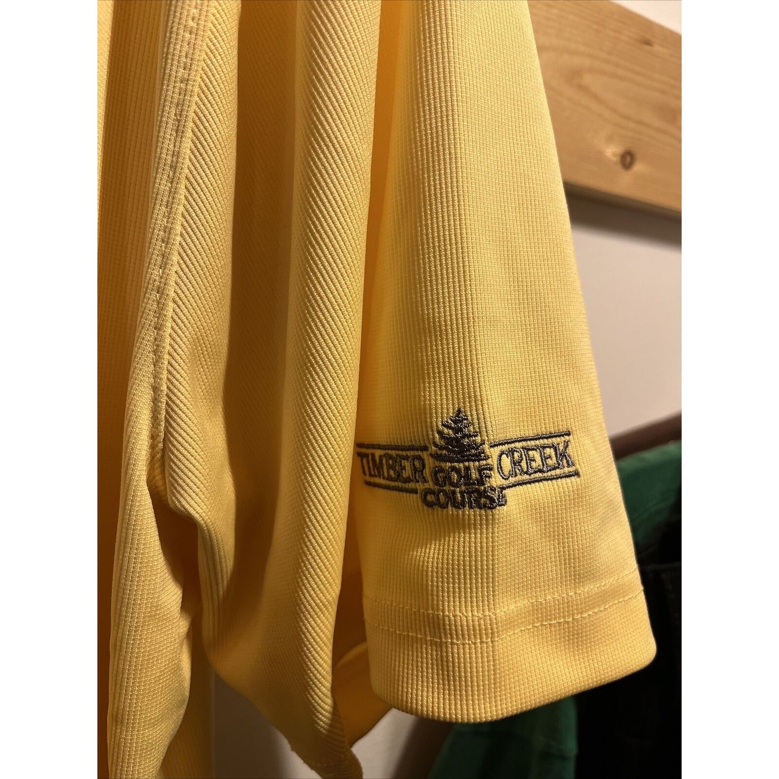 Greg Norman Greg Norman Men’s M Yellow SS 1/4 Button Polyester Golf Polo Size US M / EU 48-50 / 2 - 3 Thumbnail