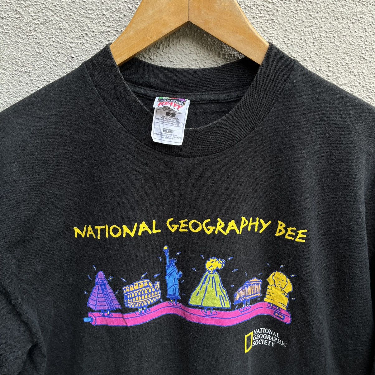 Arts & Science Vintage 90s NATIONAL GEOGRAPHIC promo tee Size US L / EU 52-54 / 3 - 3 Thumbnail