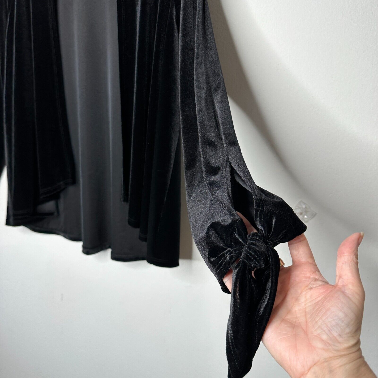 Other Jet Black Velvet Waterfall Open Cardigan Long Sleeve Ties M Size M / US 6-8 / IT 42-44 - 4 Thumbnail