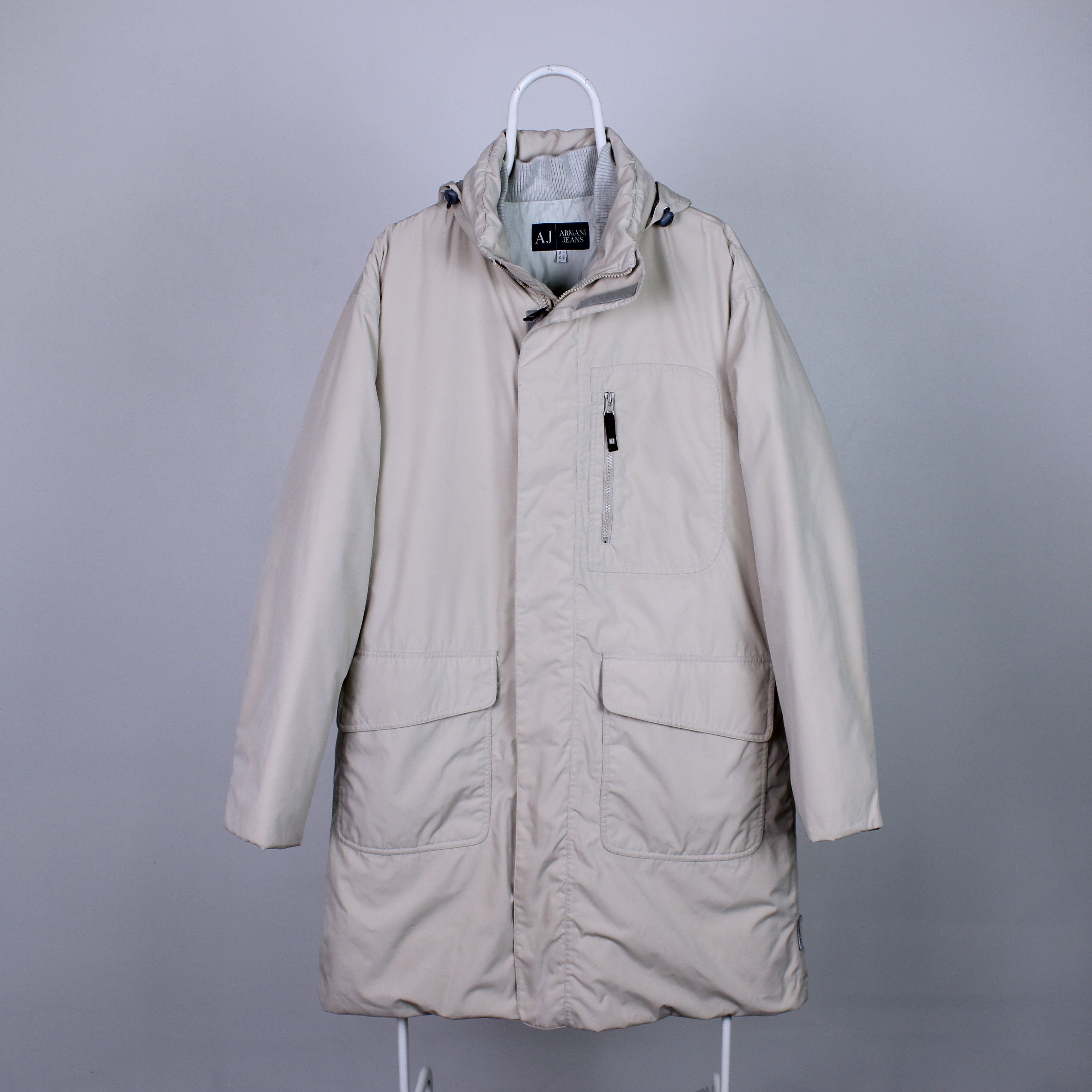 Armani Armani Jeans down jacket heavy winter beige coats L Size US L / EU 52-54 / 3 - 1 Thumbnail