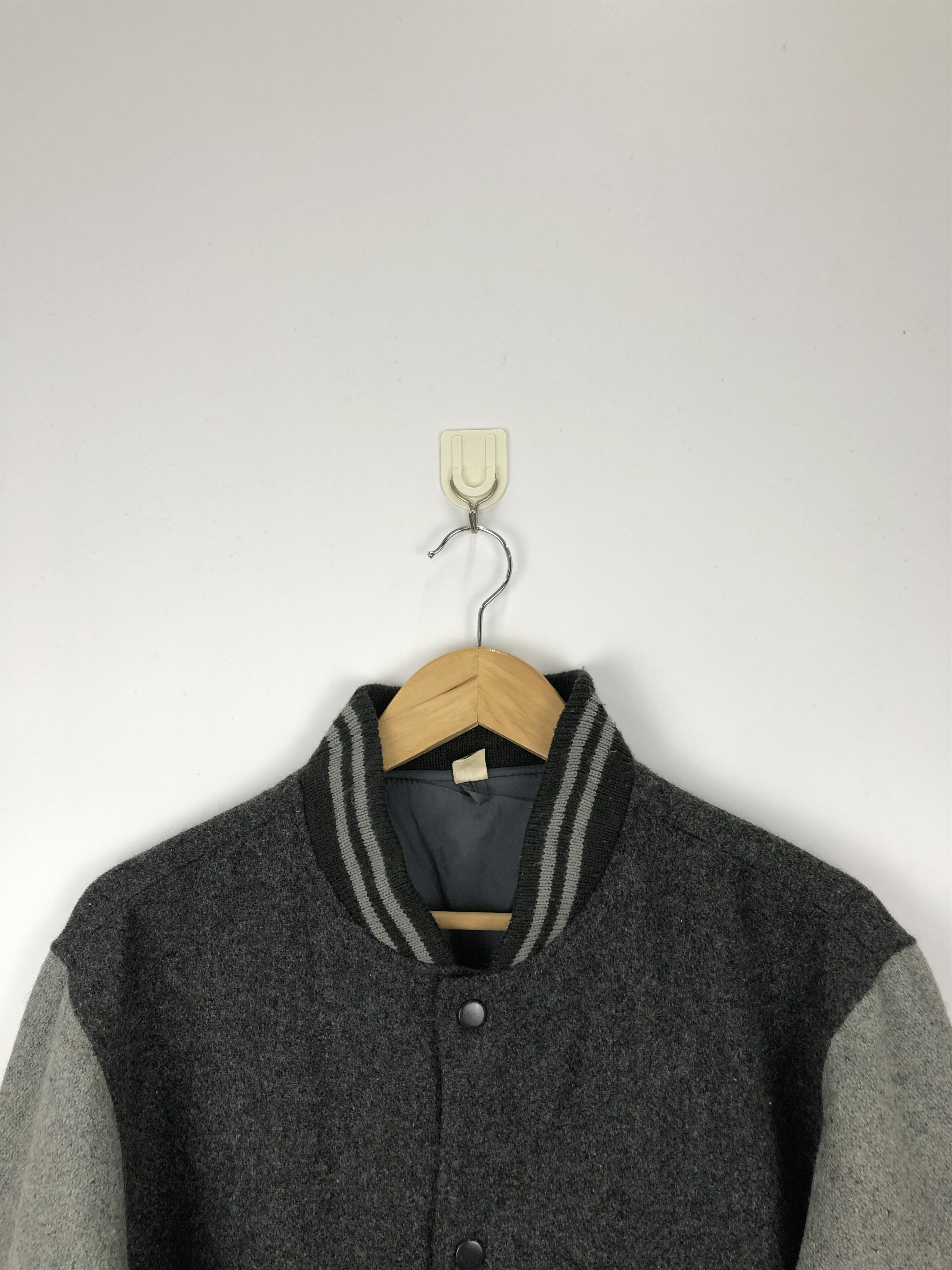 Japanese Brand Vintage 90s Japanese Brand Wool Varsity Jacket V0414 Size US L / EU 52-54 / 3 - 2 Thumbnail