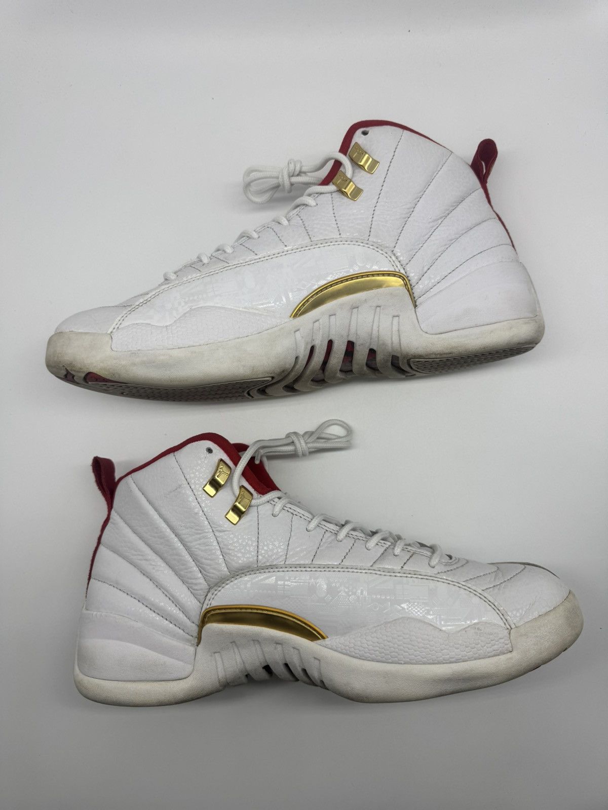 Nike Nike Air Jordan 12 Retro FIBA White Red 130690-107 Size US 10 / EU 43 - 3 Thumbnail