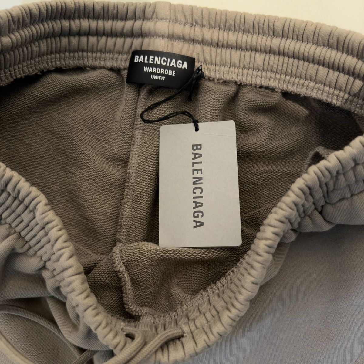 Balenciaga Balenciaga Sweat Shorts XXS 🚫READ DESCRIPTION Size US 34 / EU 50 - 3 Thumbnail