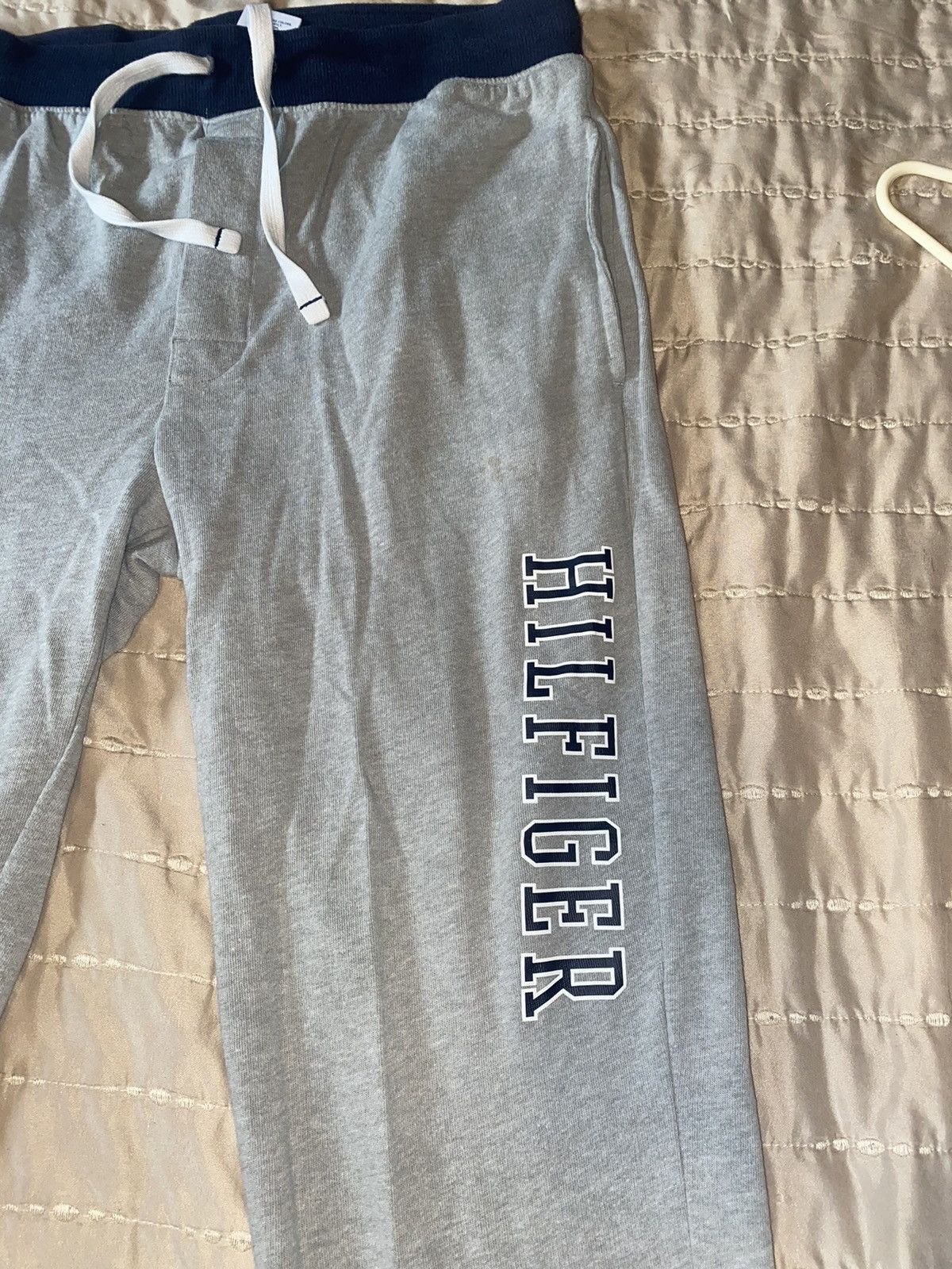 Tommy Hilfiger Tommy Hilfiger Joggers Size US 33 - 1 Thumbnail