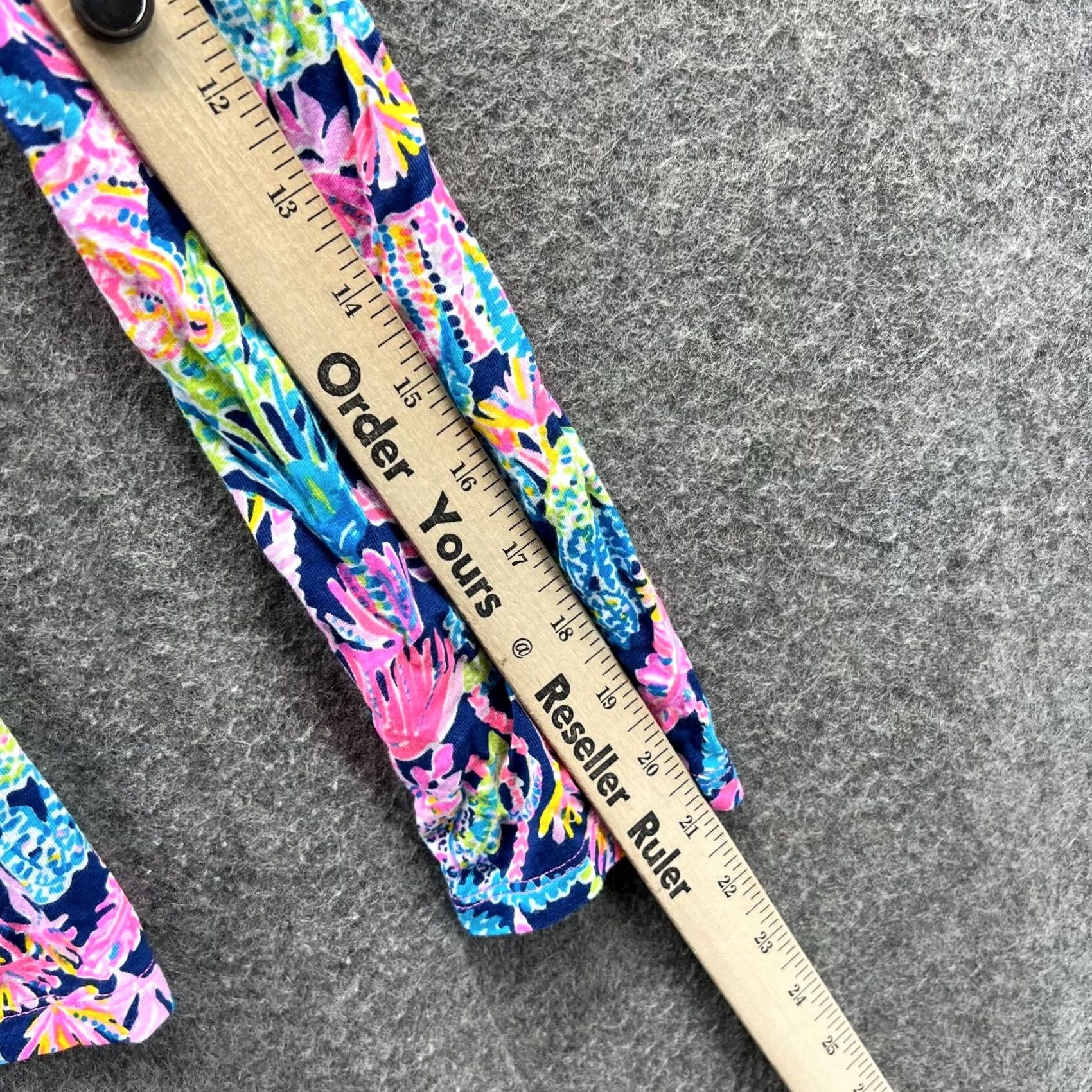 Lilly Pulitzer Lilly Pulitzer Shirt Womens S Pink Blue Button Down Pajama Knit Floral Long Size S / US 4 / IT 40 - 5 Thumbnail
