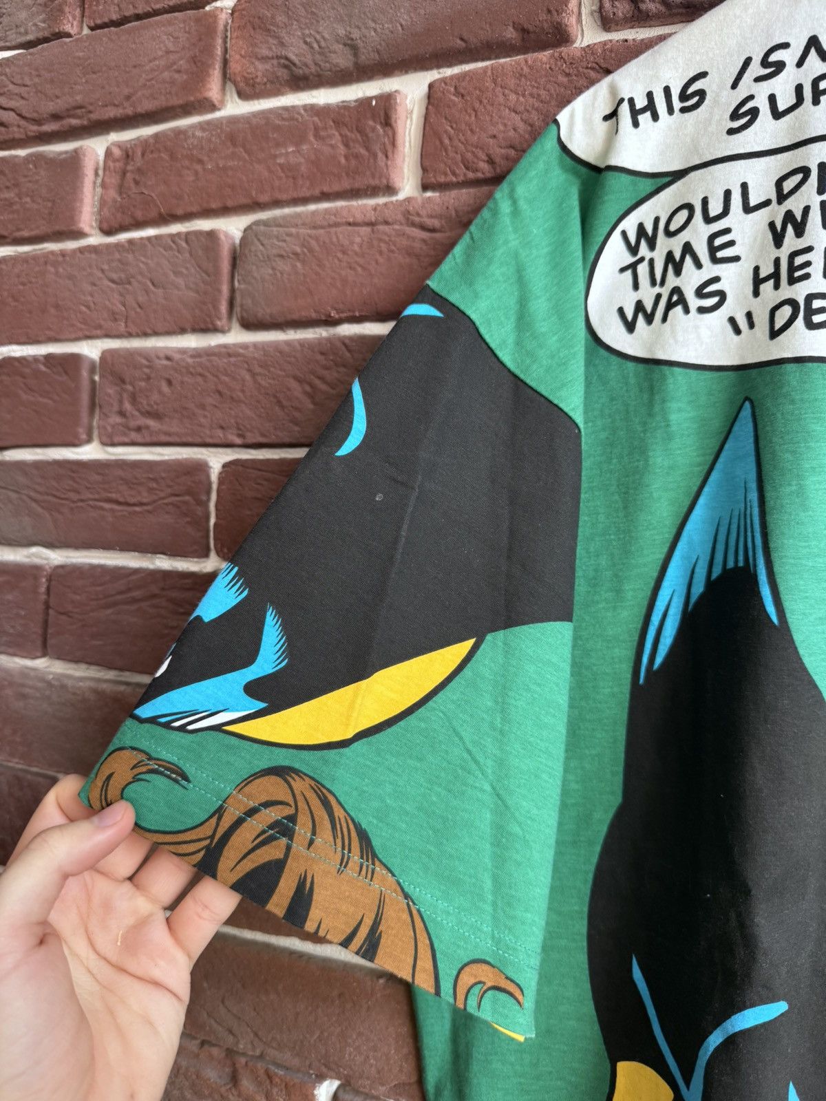 Marvel Comics 90s Vintage Wolverine Marvel Comics All Print Rare Shirt Size US XL / EU 56 / 4 - 4 Thumbnail