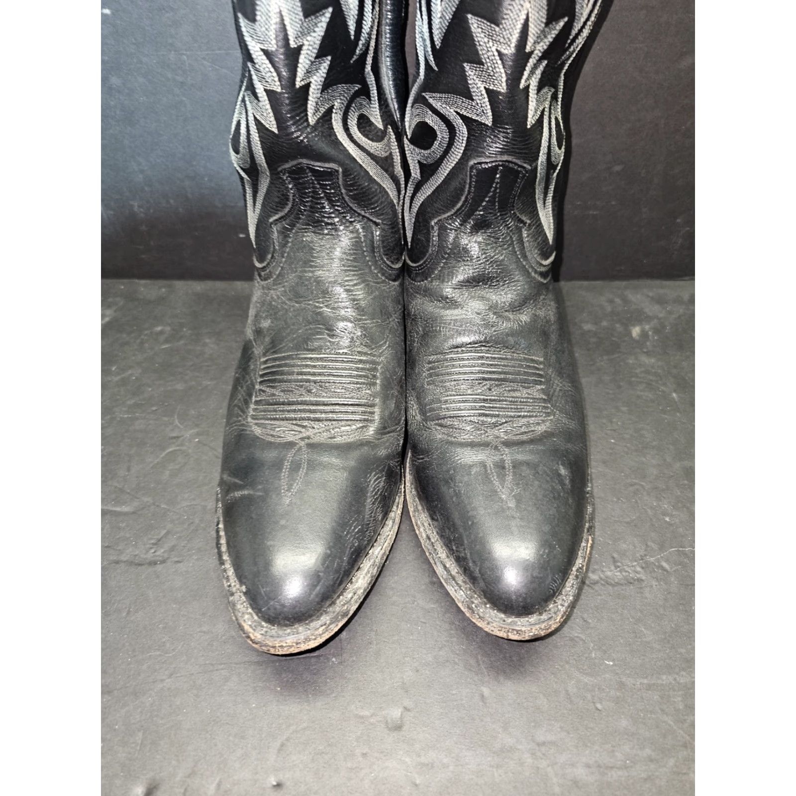 Dan Post VINTAGE Dan Post Cowboy Western Boots DP2110R Men DP2111R Black Leather Round Toe 9.5 D Boots Size US 10 / EU 43 - 4 Thumbnail