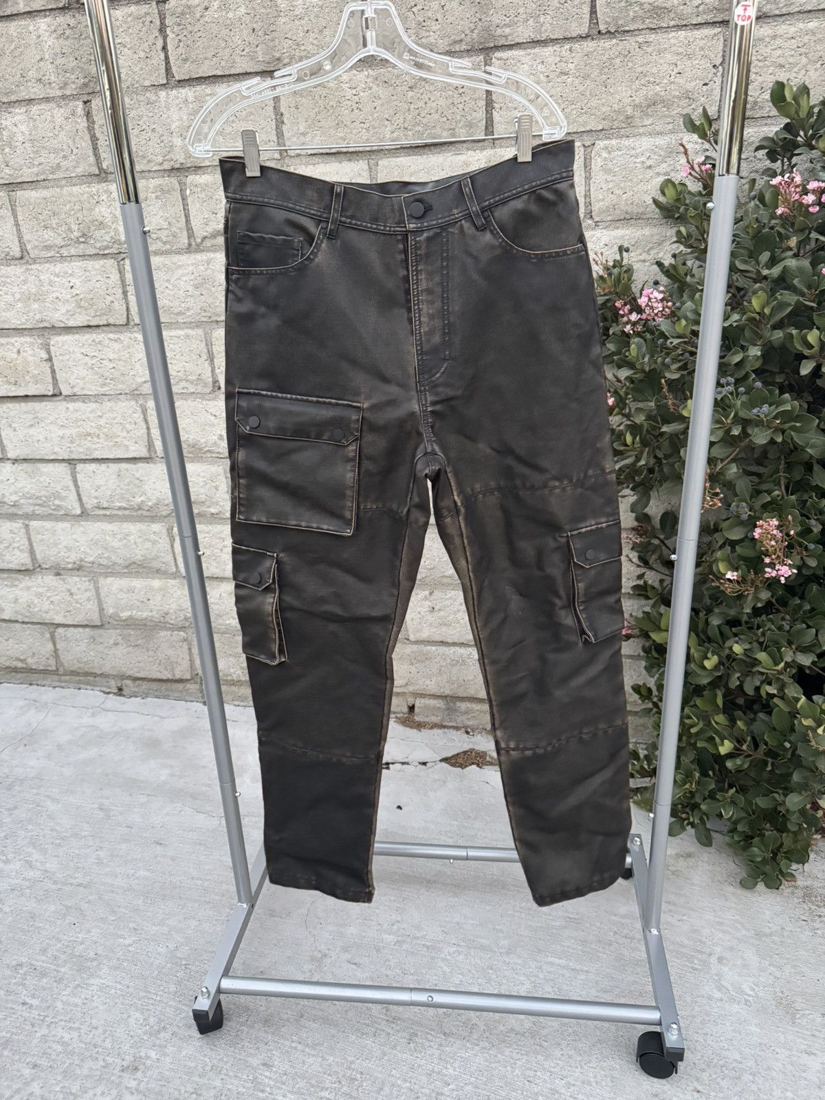Zara Zara faux leather cargo pants Size US 31 - 1 Thumbnail