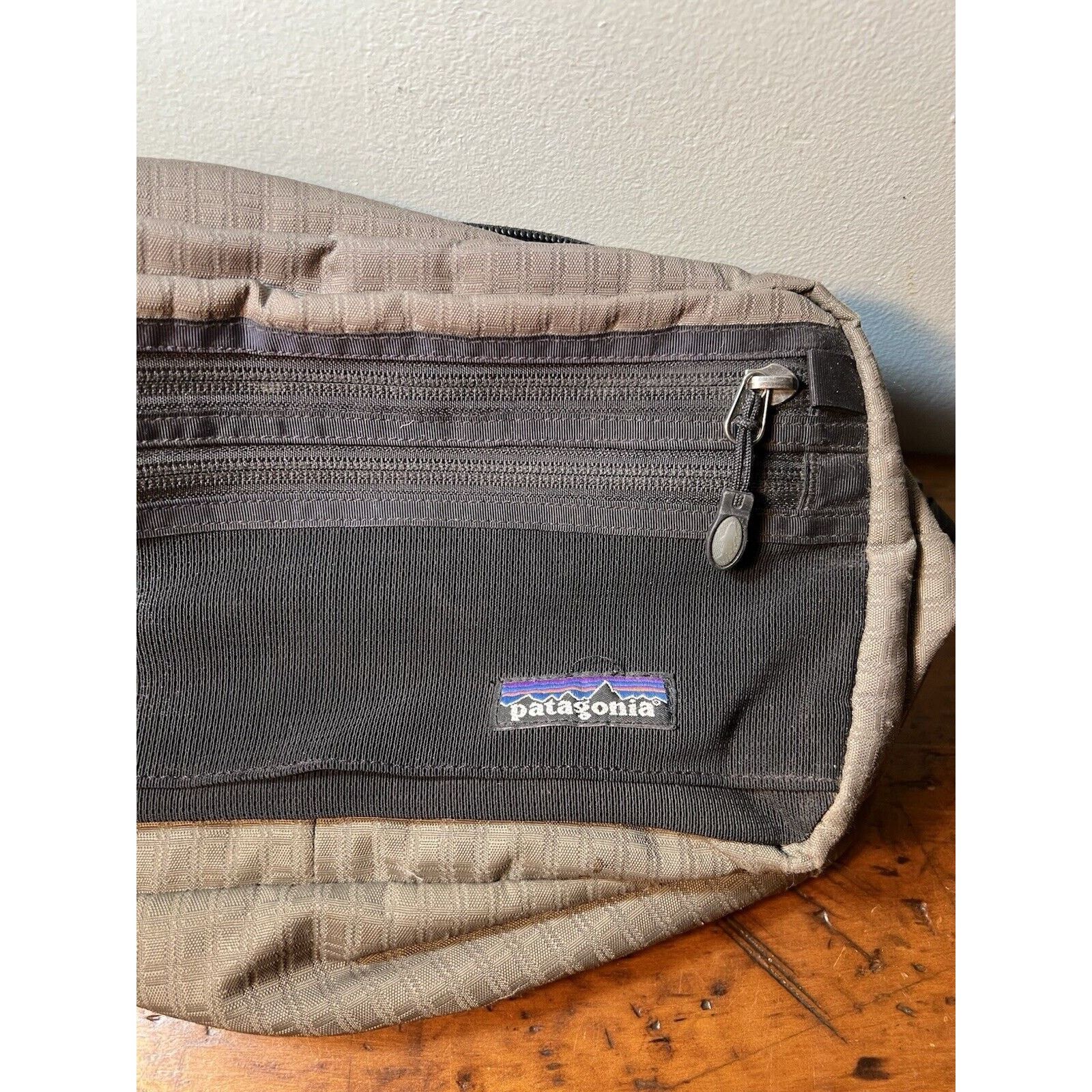 Patagonia Patagonia Hip Chest Bag Used Condition Rare Size ONE SIZE - 2 Thumbnail