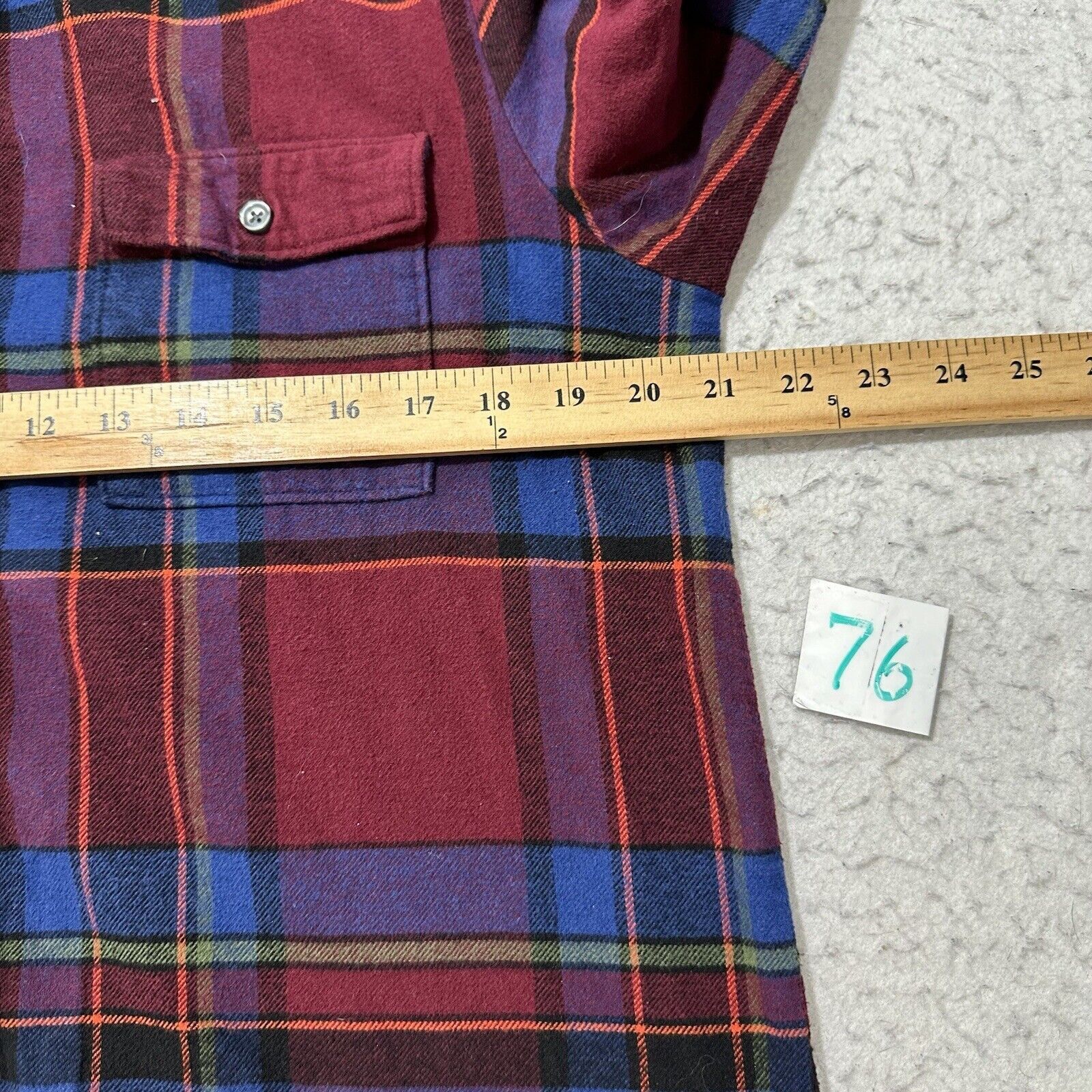 Old Navy Old Navy Small Boyfriend Shirt Flannel Button Down Plaid Size S / US 4 / IT 40 - 8 Thumbnail