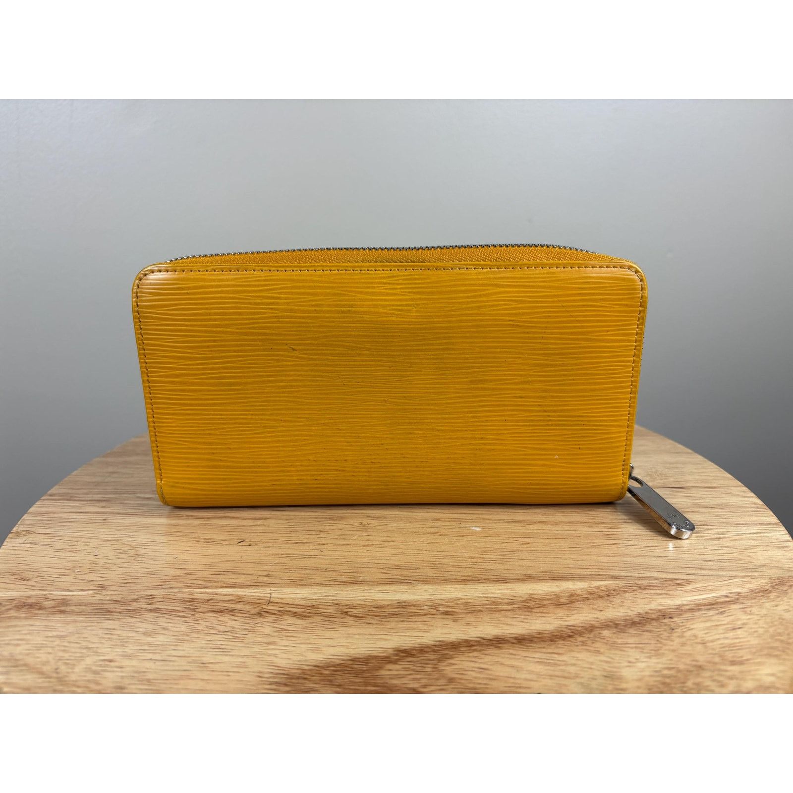 Louis Vuitton Authentic Louis Vuitton Yellow Epi Zippy Zip Around Wallet Size ONE SIZE - 2 Thumbnail