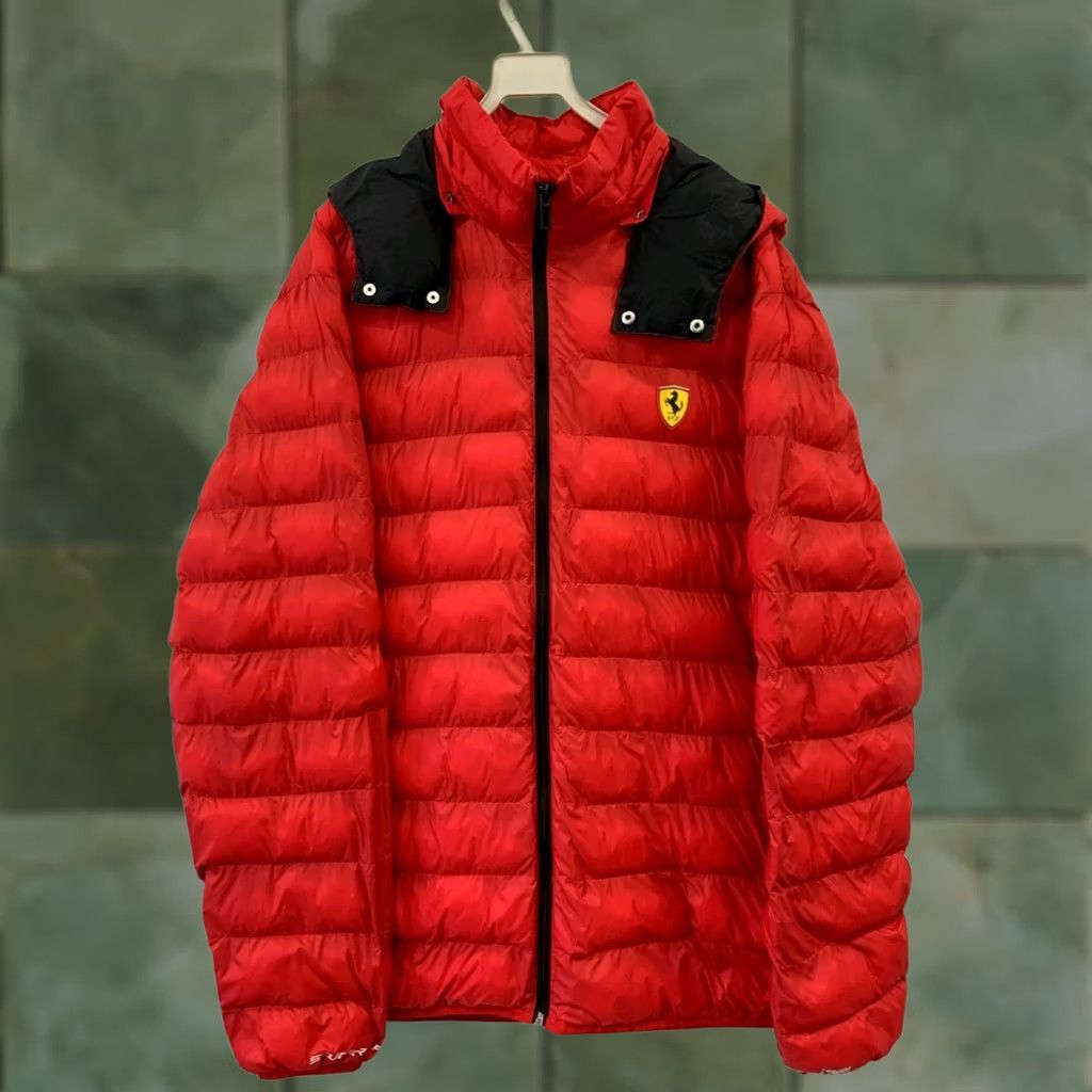 Ferrari Ferrari × Puma Down Puffer Jacket XXL Men Red Hooded Scuderia Shield Motorsport Jacket Size US XXL / EU 58 / 5 - 1 Thumbnail