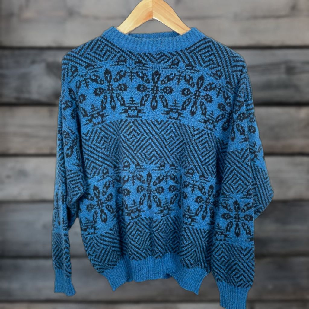 Vintage VINTAGE 90s Geometric Pattern Sweater Men's Large Blue Crewneck Italy Made Wool Blend Size US L / EU 52-54 / 3 - 1 Thumbnail